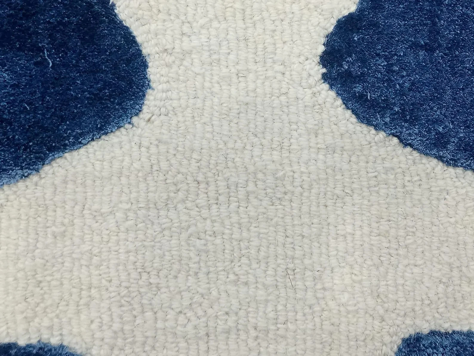 Hand Tufted Wool Zebra Print Rug, Blue and White