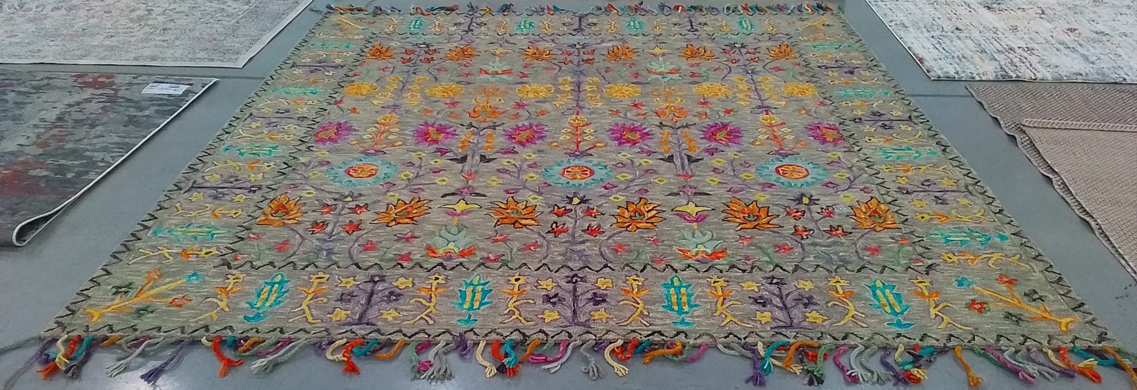 GREY / MULTI 10′-0″ x 10′-0″ Cut on Rug, Reduced Price 1172800995 BLM453A-10SQ