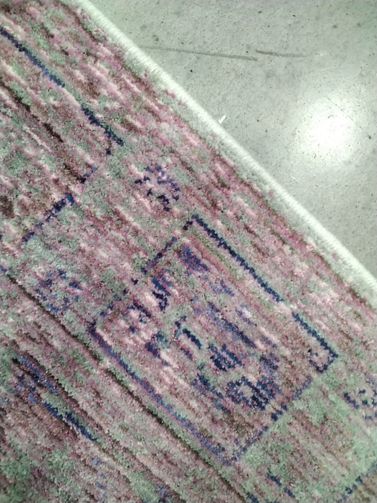 PINK / MULTI 4′ X 6′ Back Stain Rug, Reduced Price 1172737009 VAL103H-4