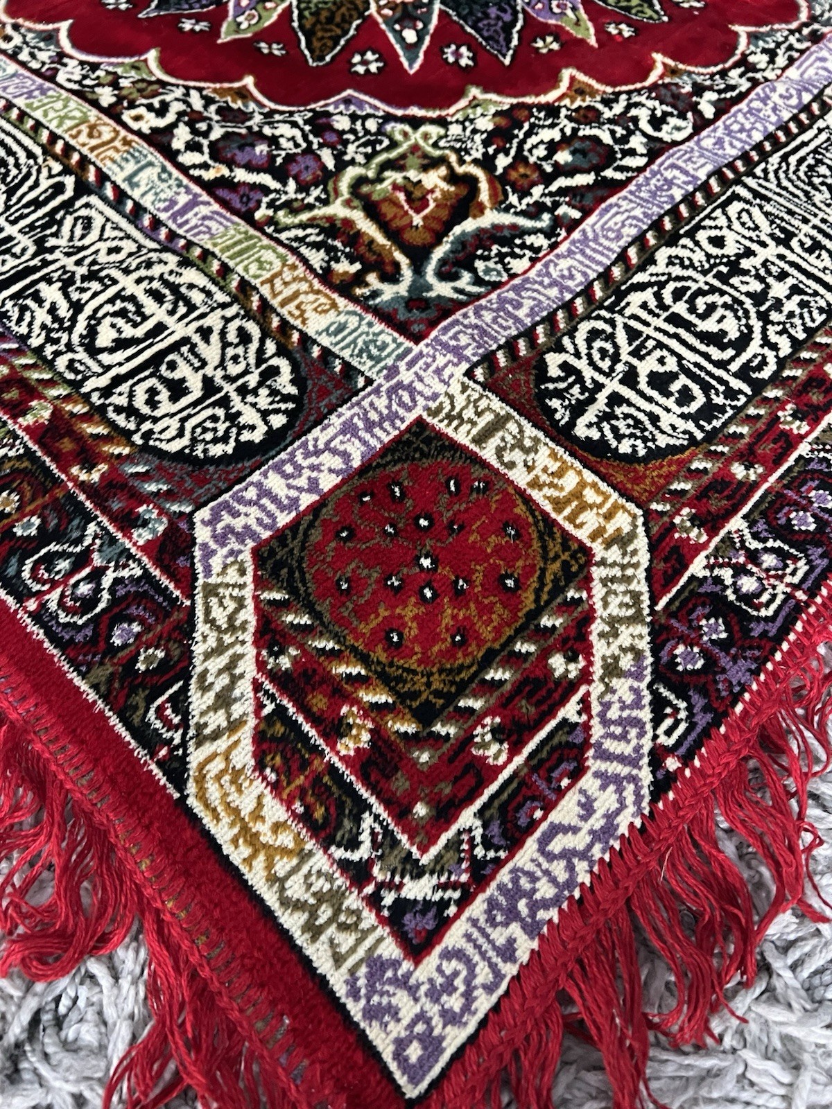 Turkish Decorative Rug 60in X 60 In