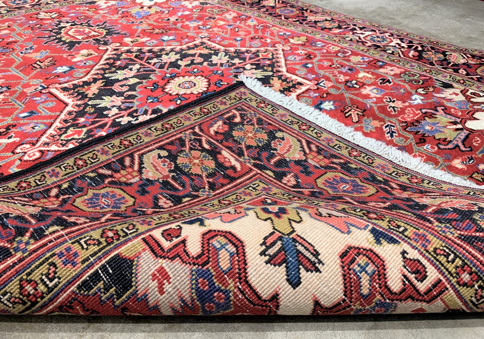 5’0″ x 6’2″ Hand-Knotted 100% Wool Geometric Herize Rug – Area Carpet