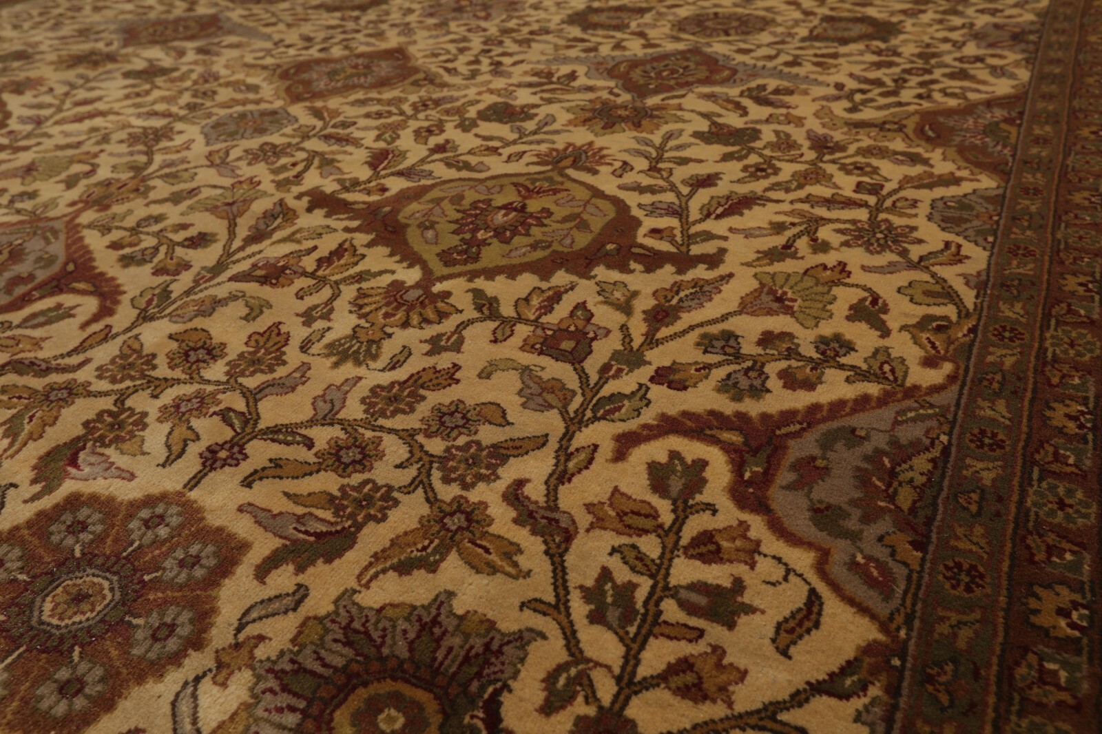7’11” x 10’11” Hand Knotted 100% Wool 200 KPSI Jaipur Oriental Area Rug Tan