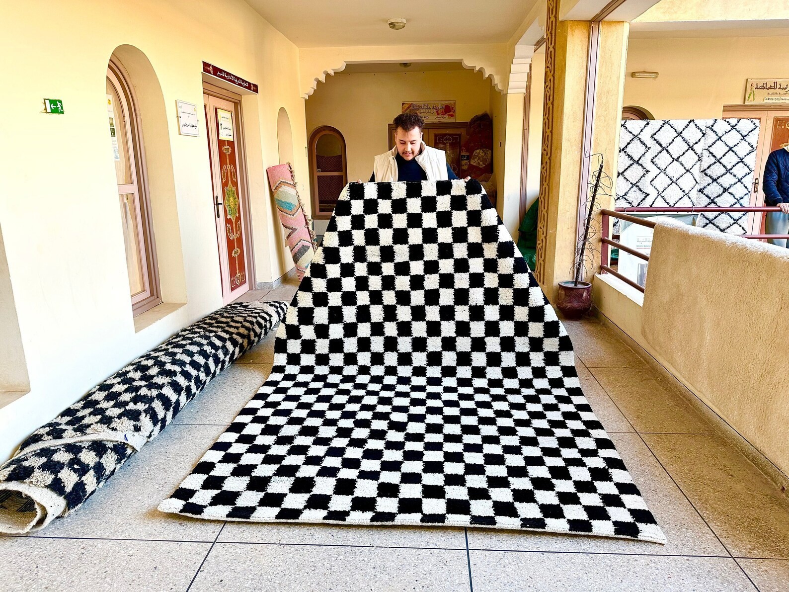 Luxury Moroccan Berber Wool Rug Color Black And White Handmade Design Carpet Rug
