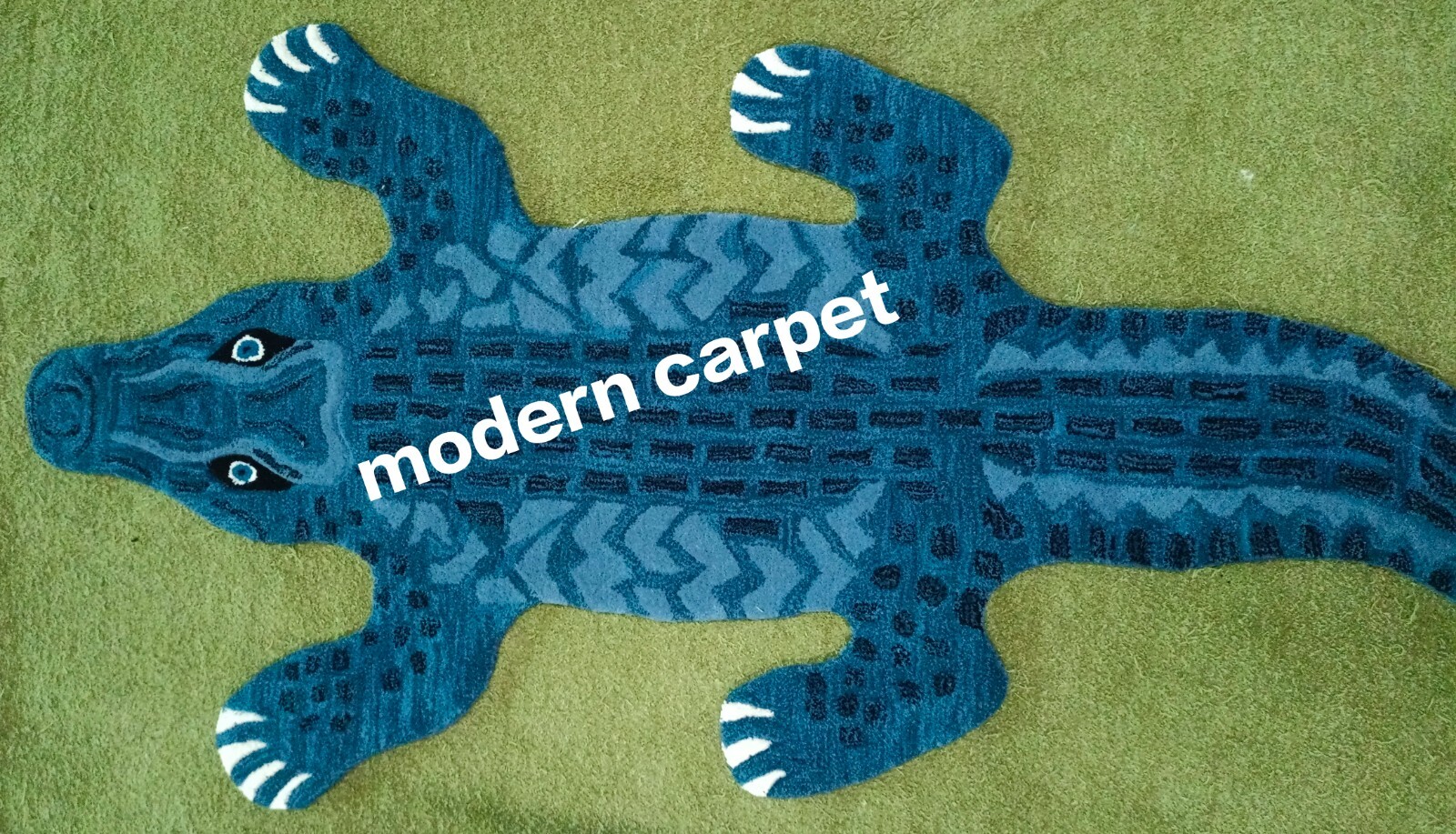 Crocodile rug BLACK color Hand Made Wool Cotton Backing Rug Home Beautiful crock