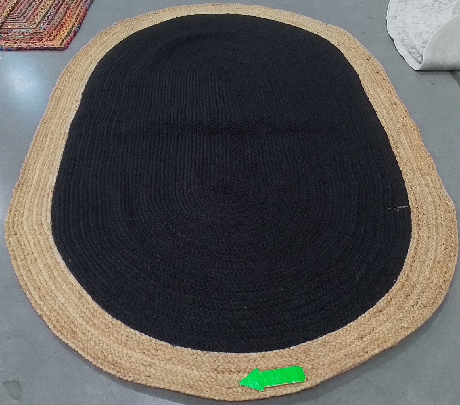 BLACK / NATURAL 5′-0″ x 8′-0″ Damaged Rug, Reduced Price 1172803011 NF801Z-5OV