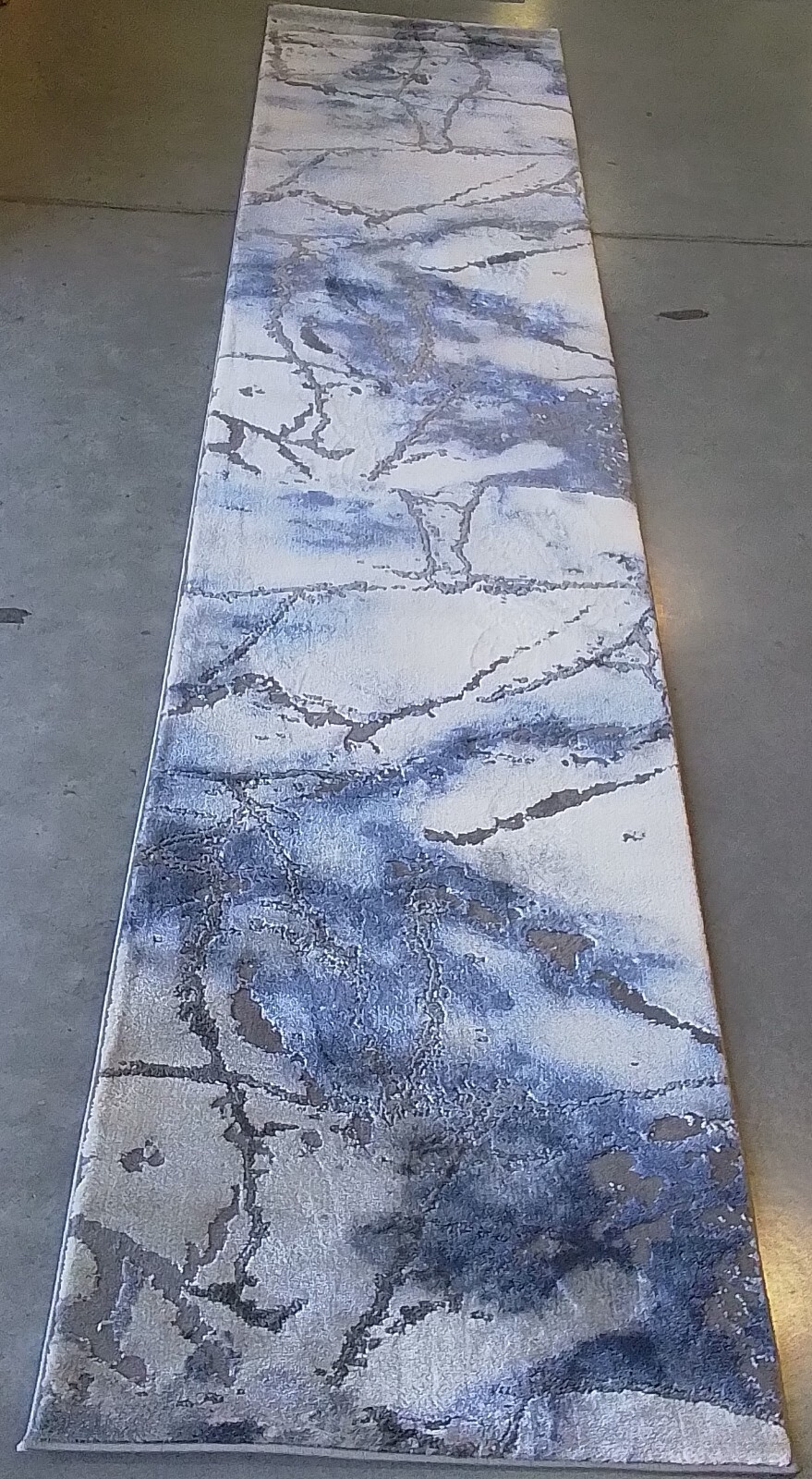 GREY / BLUE 2′-3″ x 10′-0″ Back Stain Rug, Reduced Price 1172761964 CFT877L-210