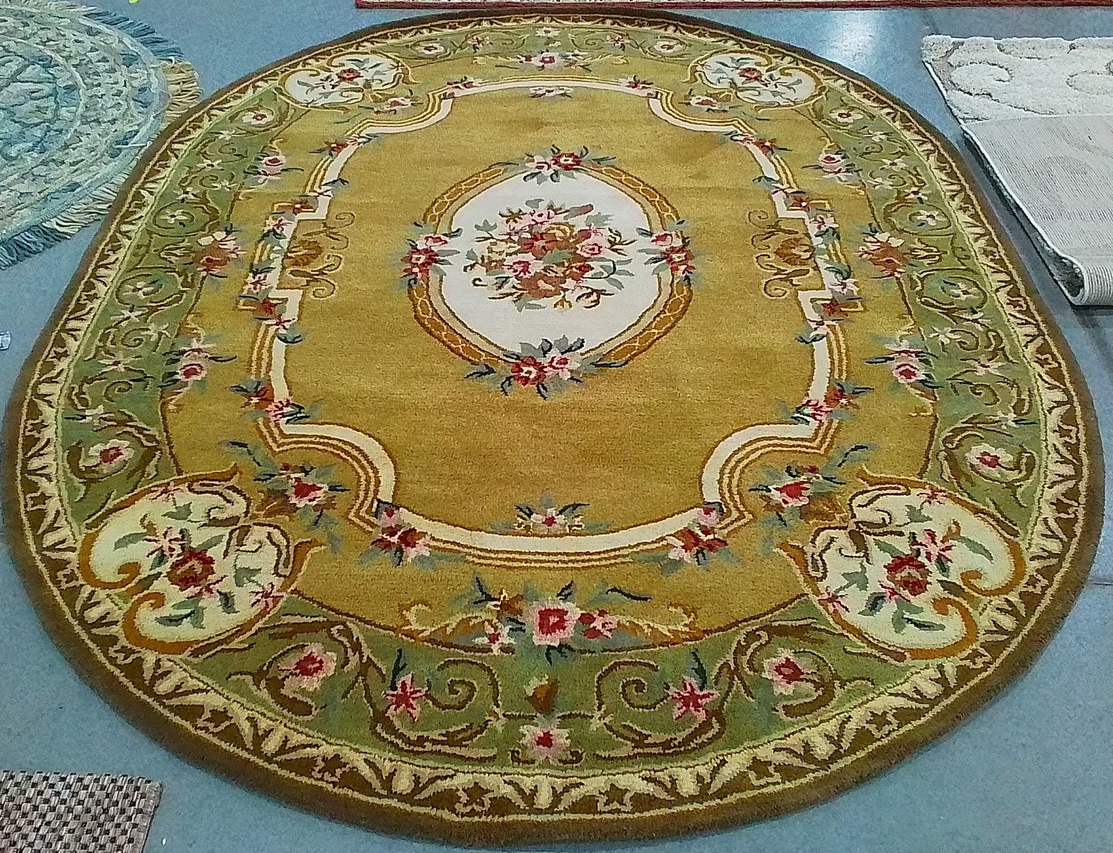 LTGOLD / GREEN 7′-6″ x 9′-6″ Back Stain Rug, Reduced Price 1172804182 CL280A-8OV