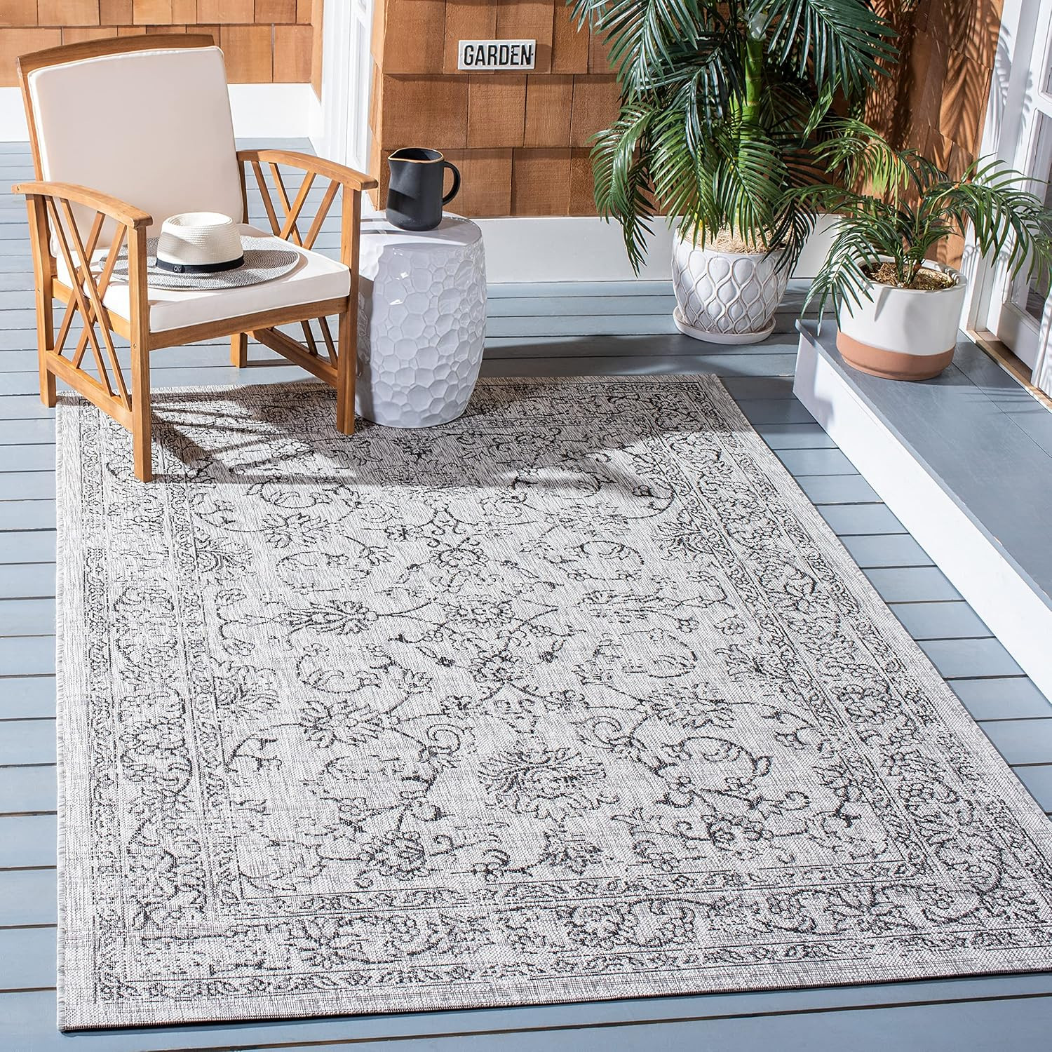 SAFAVIEH Courtyard Collection 2’7″ X 5′ Grey/Black CY8680 Indoor/ outside Waterp