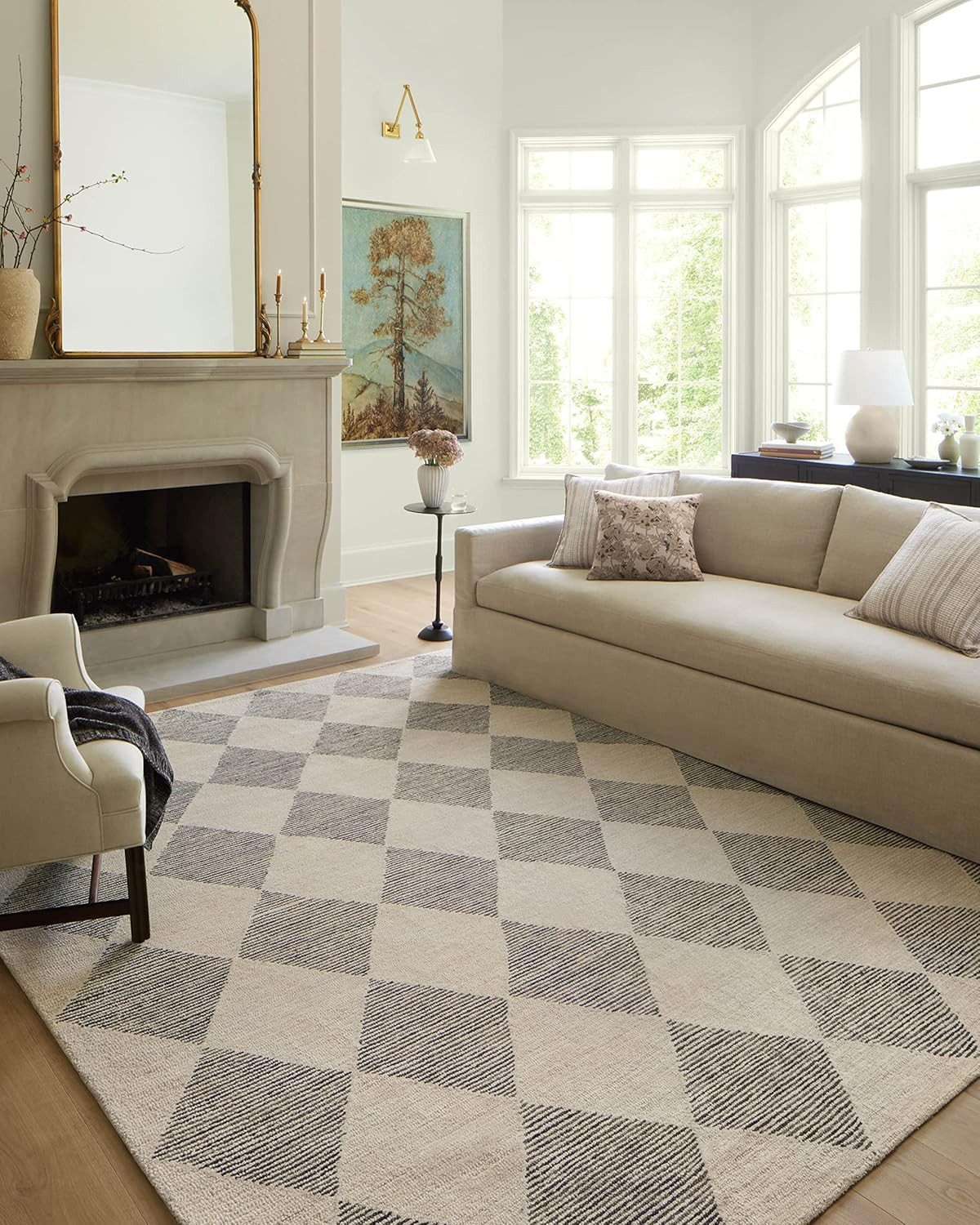 Loloi Chris Loves Julia Francis Collection FRA-01 Beige/Charcoal 5′-0″ X 7′-6″ A
