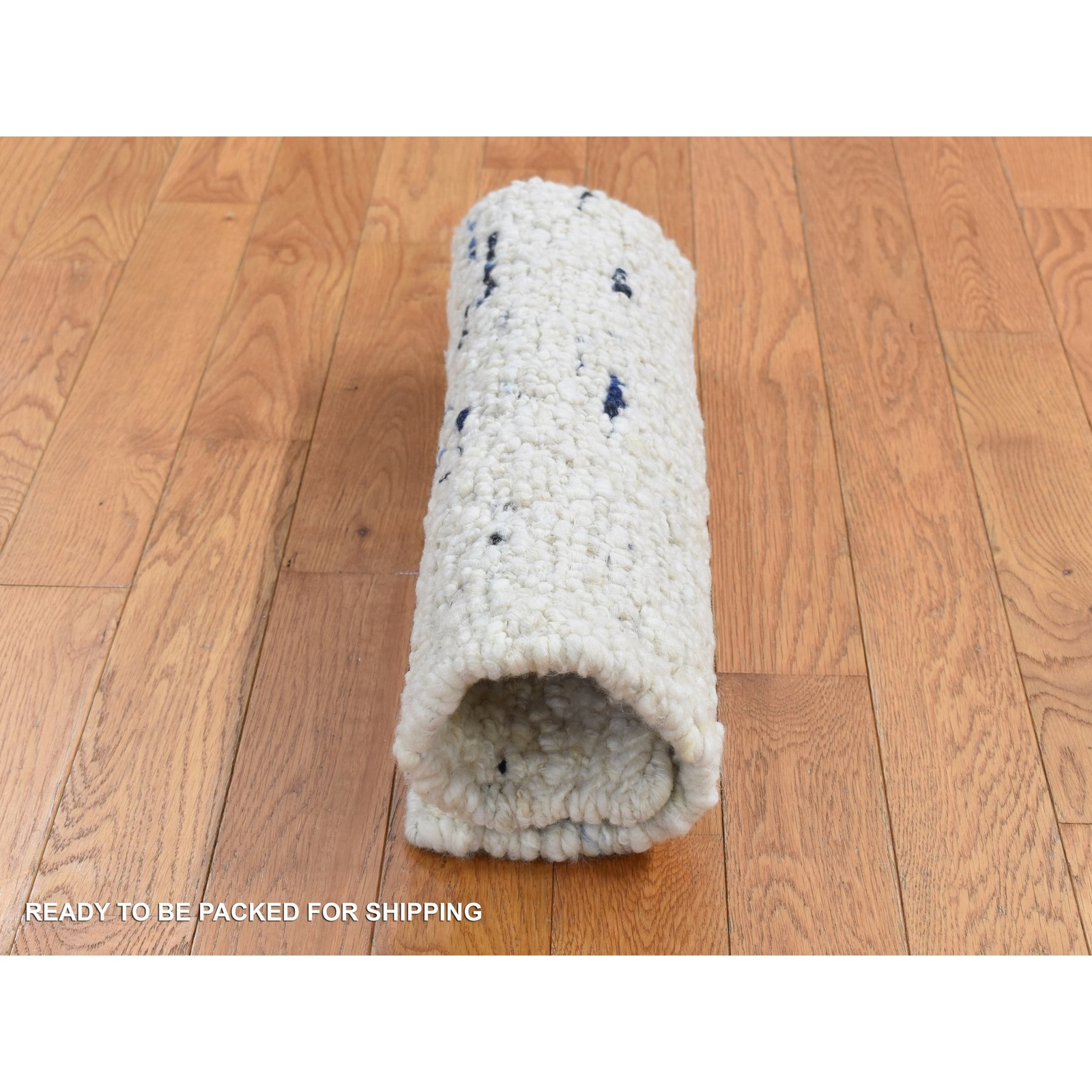 1’9″ x 1’9″ Ivory Wool Hand Knotted Modern Minimalist Design Square Rug R87413