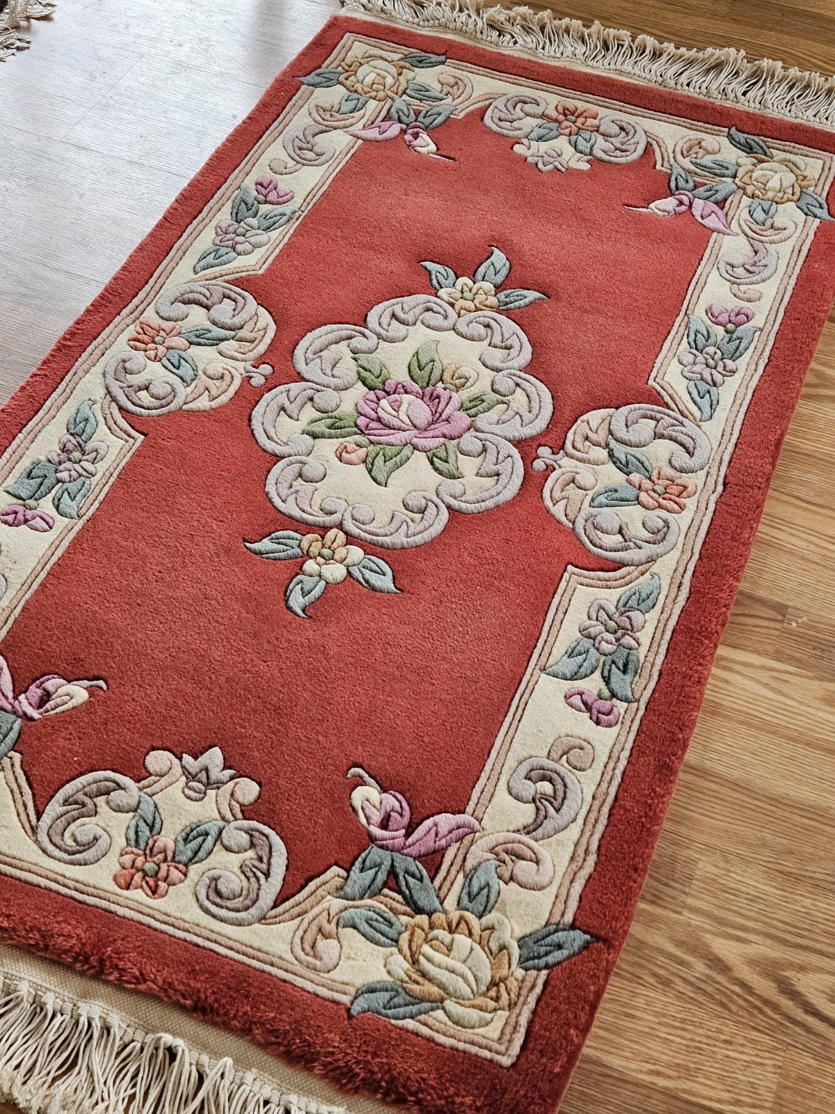 New Tags High Quality Hand Knotted Aubusson 90L Wool Rug 2’3″ x 4′ Tag $720.00