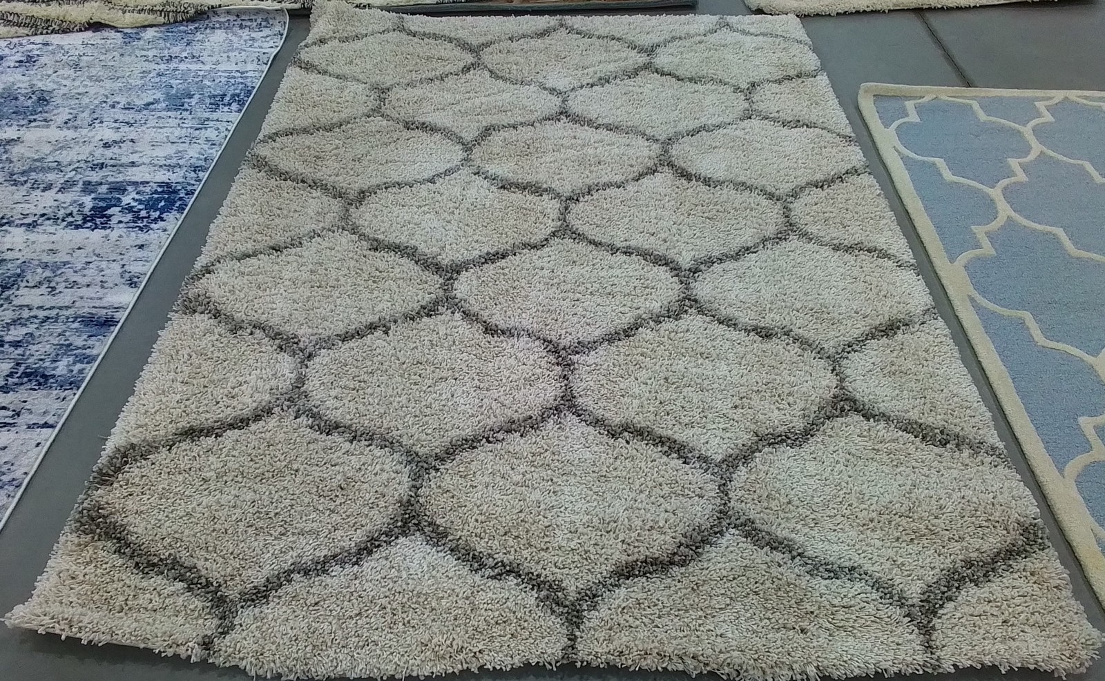 IVORY / GREY 5′-3″ x 7′-6″ Flaw in Rug, Reduced Price 1172798306 SGH280A-5