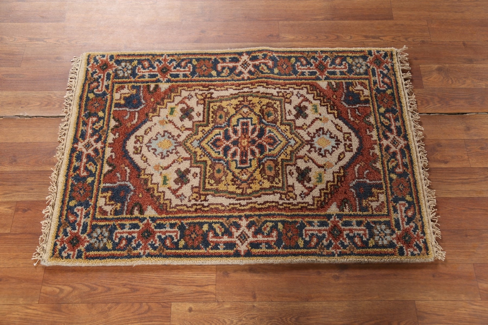 Ivory Heriz Serapi Beauty Hand-Knotted Indian Accent Carpet in Wool 2×3 ft