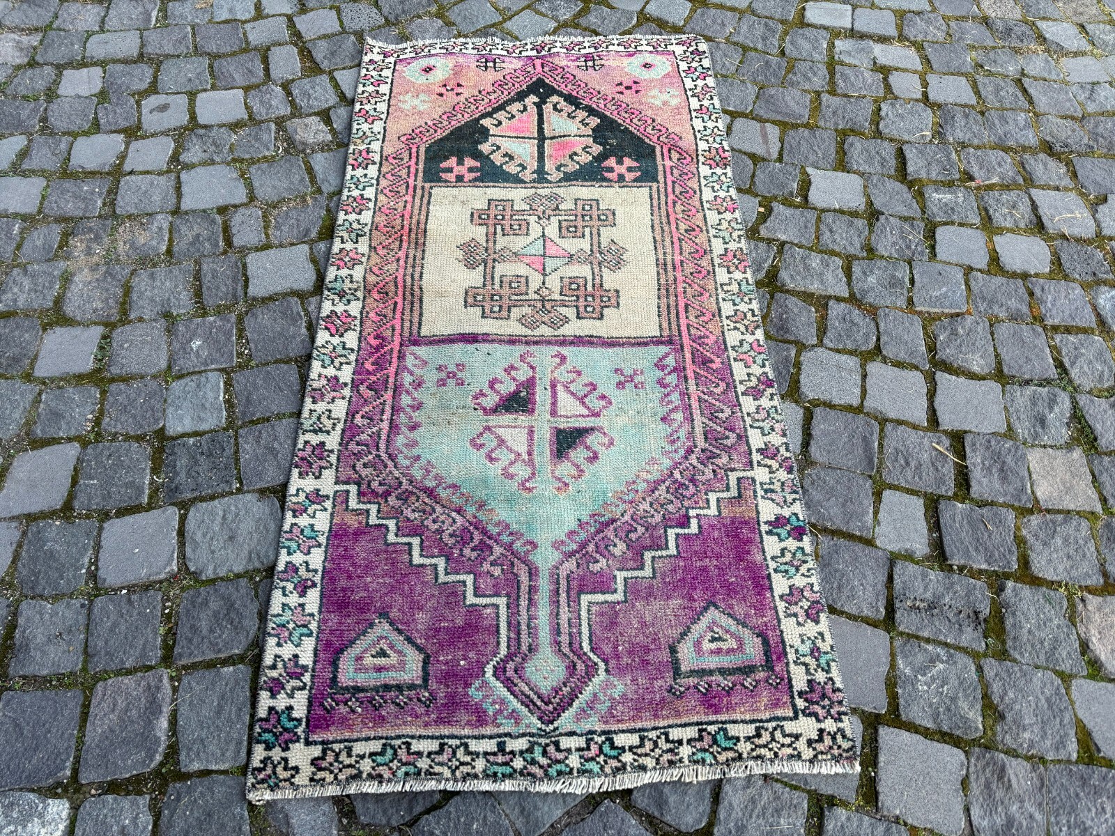 Wool rug, Area rug, Vintage rug, Turkish rug, Bohemian rug 2,4 x 4,9 ft