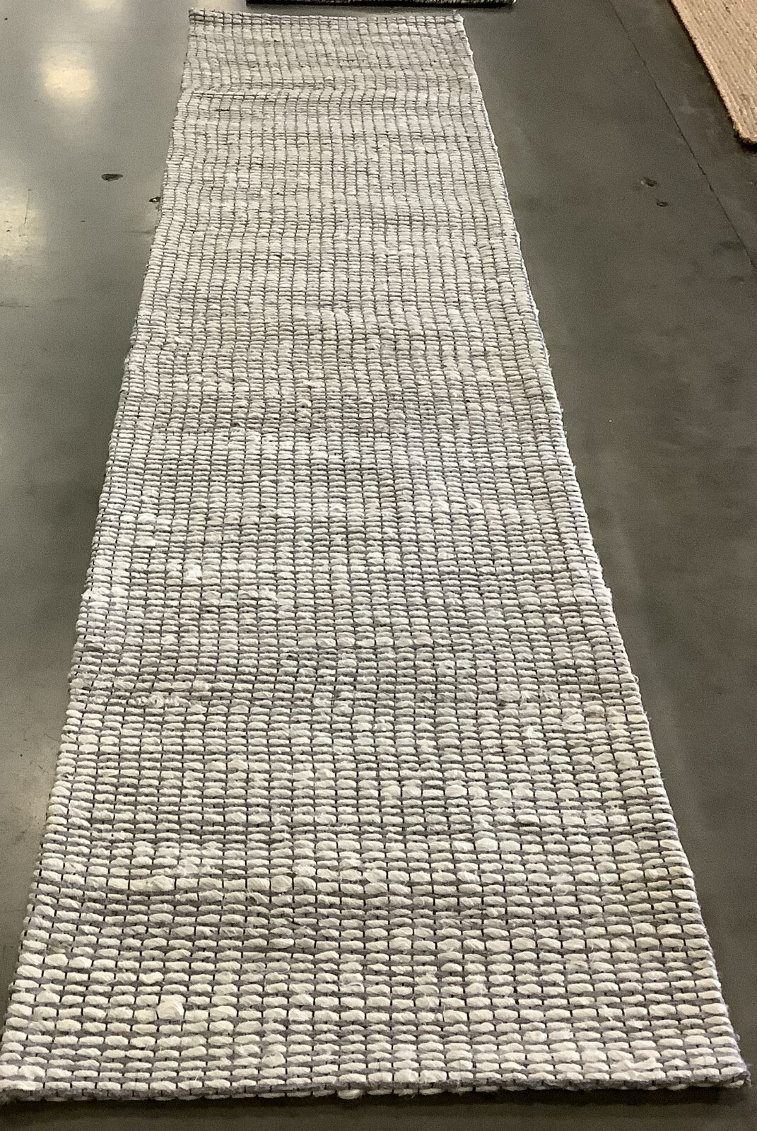 IVORY 2′-3″ x 10′-0″ Broken Thread Rug, Reduced Price 1172675847 MRB303A-210