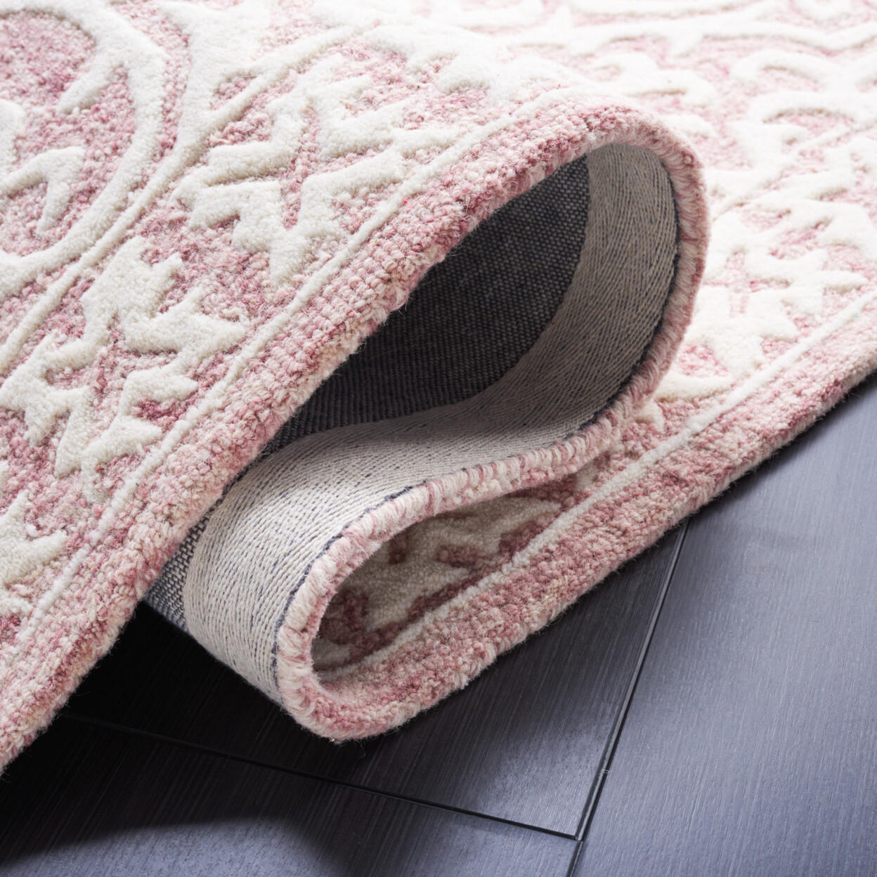 SAFAVIEH Metro MET857U Handmade Pink / Ivory Rug
