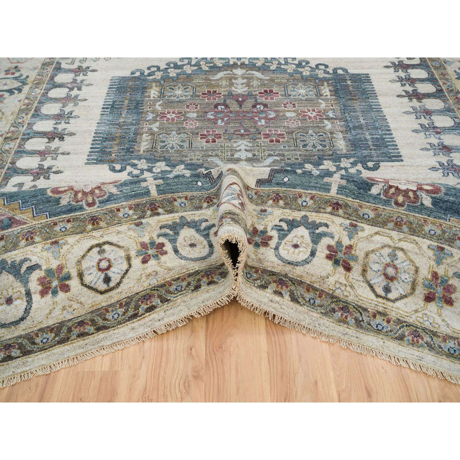 10’x14′ Ivory Hand Knotted Reimagined Viss Design 100% Wool Oriental Rug R65595