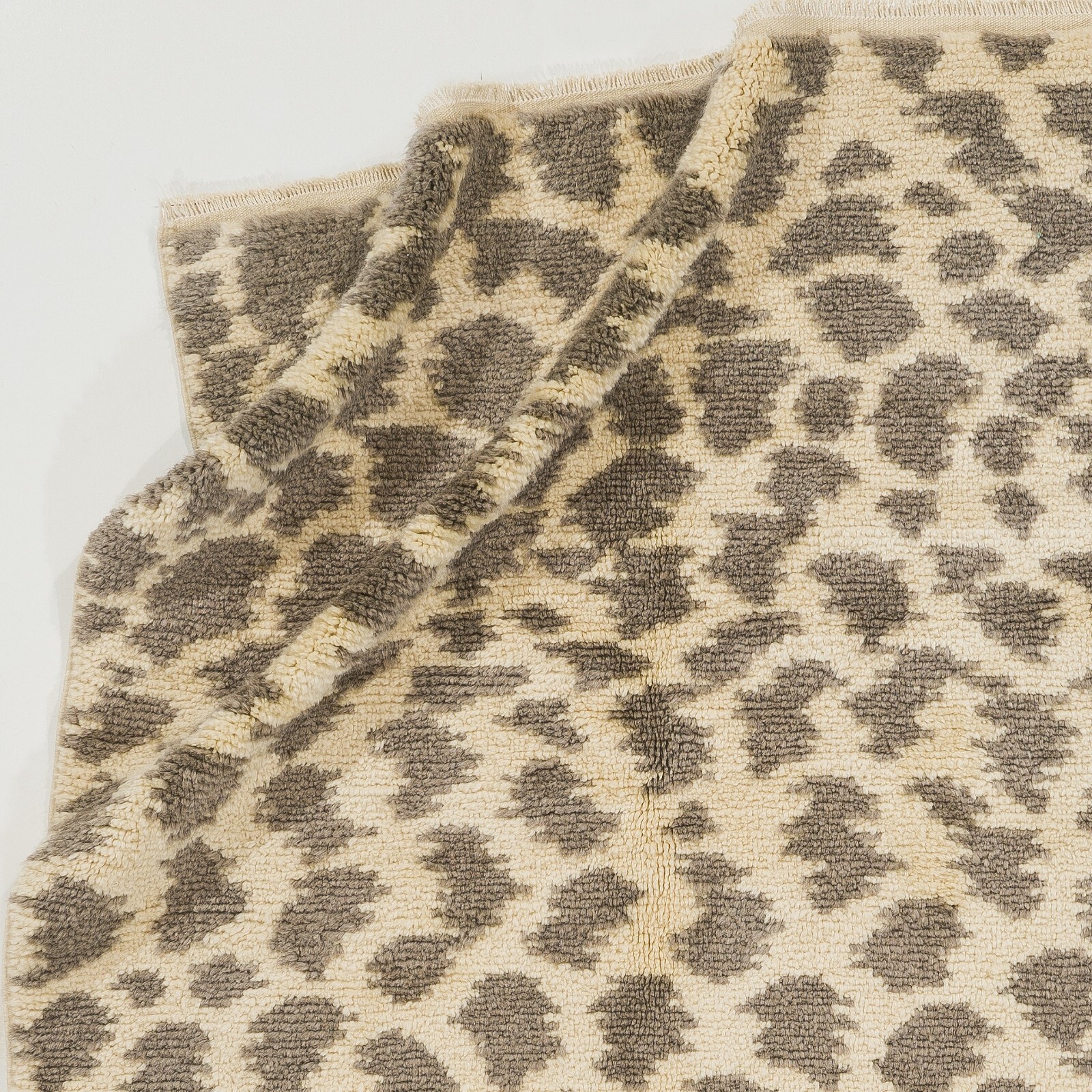 Contemporary Hand-Knotted Boho Chic “Tulu” Rug, 100% Soft Natural Un-Dyed Wool