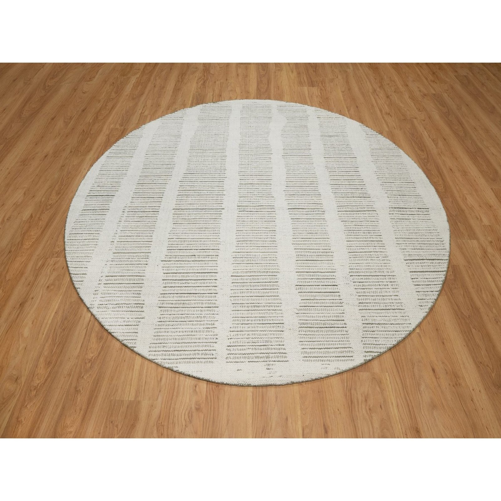 7’9″x7’9″ Ivory Natural Wool Round Rug Hand Woven Flat Weave with Pile R91728
