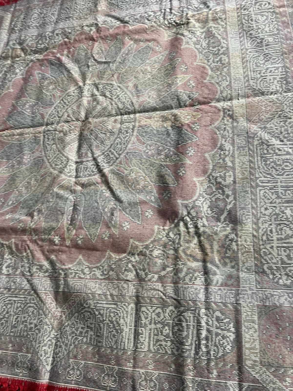 Turkish Decorative Rug 60in X 60 In
