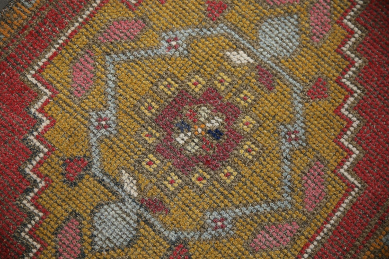 Oriental Hand Knotted Vintage Turkish Mini Rug 1’9″ x 3’5″ #146