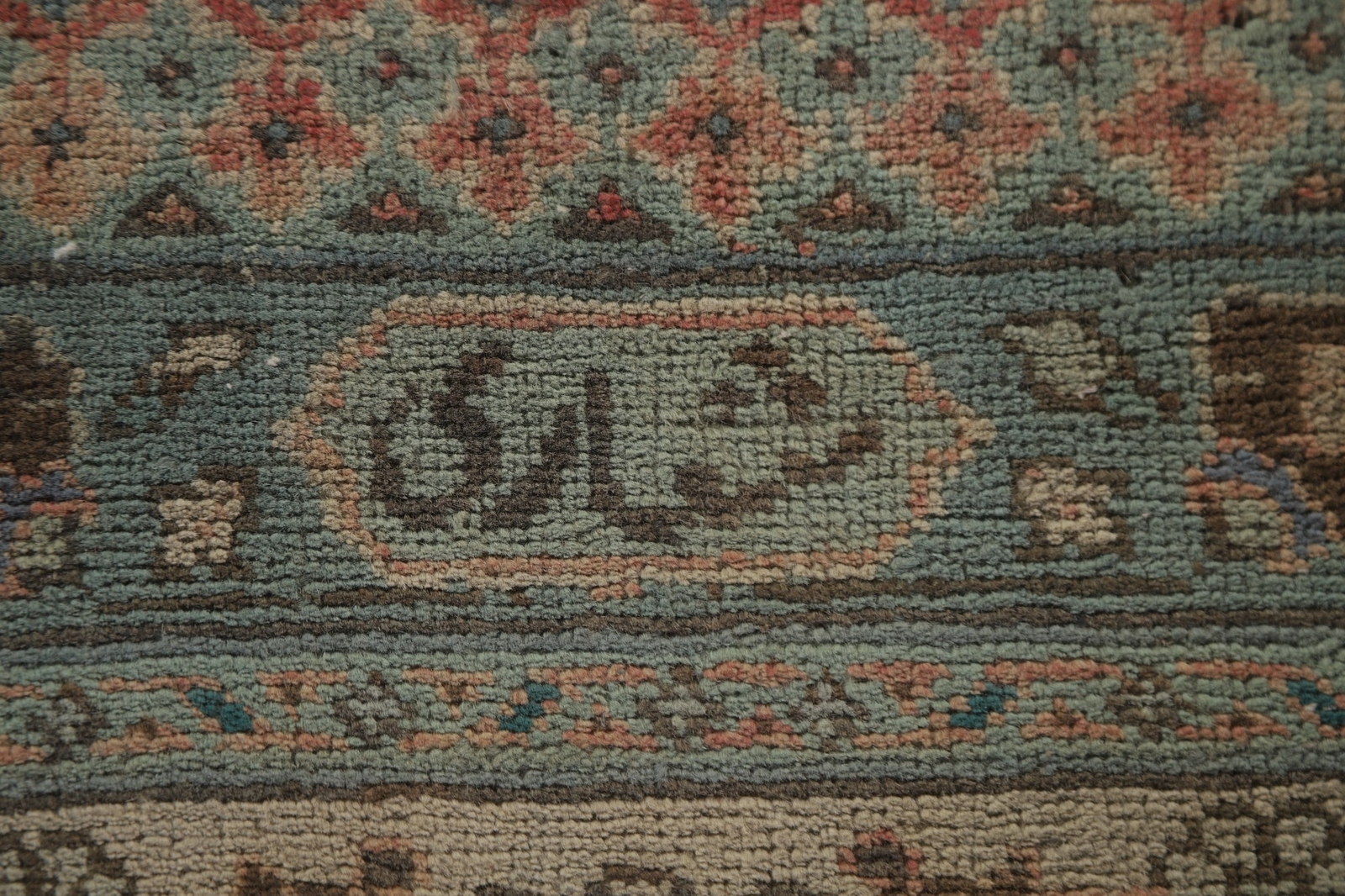 Distressed Traditional Living Room Area Rug 9×12 All-Over Pattern Carpet