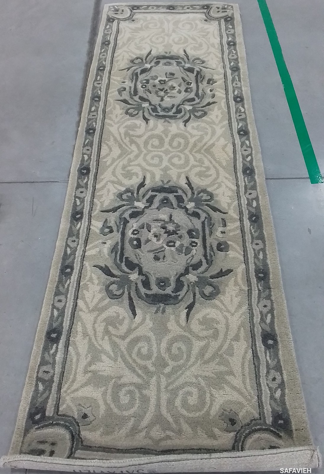 BEIGE / LIGHT GREY 2′-6″ x 8′-0″ Flaw in Rug, Reduced Price 1172803972 EM414D-28