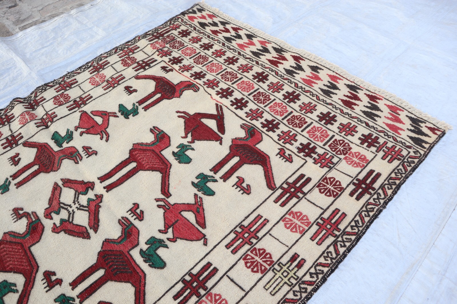 Beige Antique Rug 4’0x6’5 ft/ Afghan Pictorial Flatweave Rug/ Handmade Wool Rug