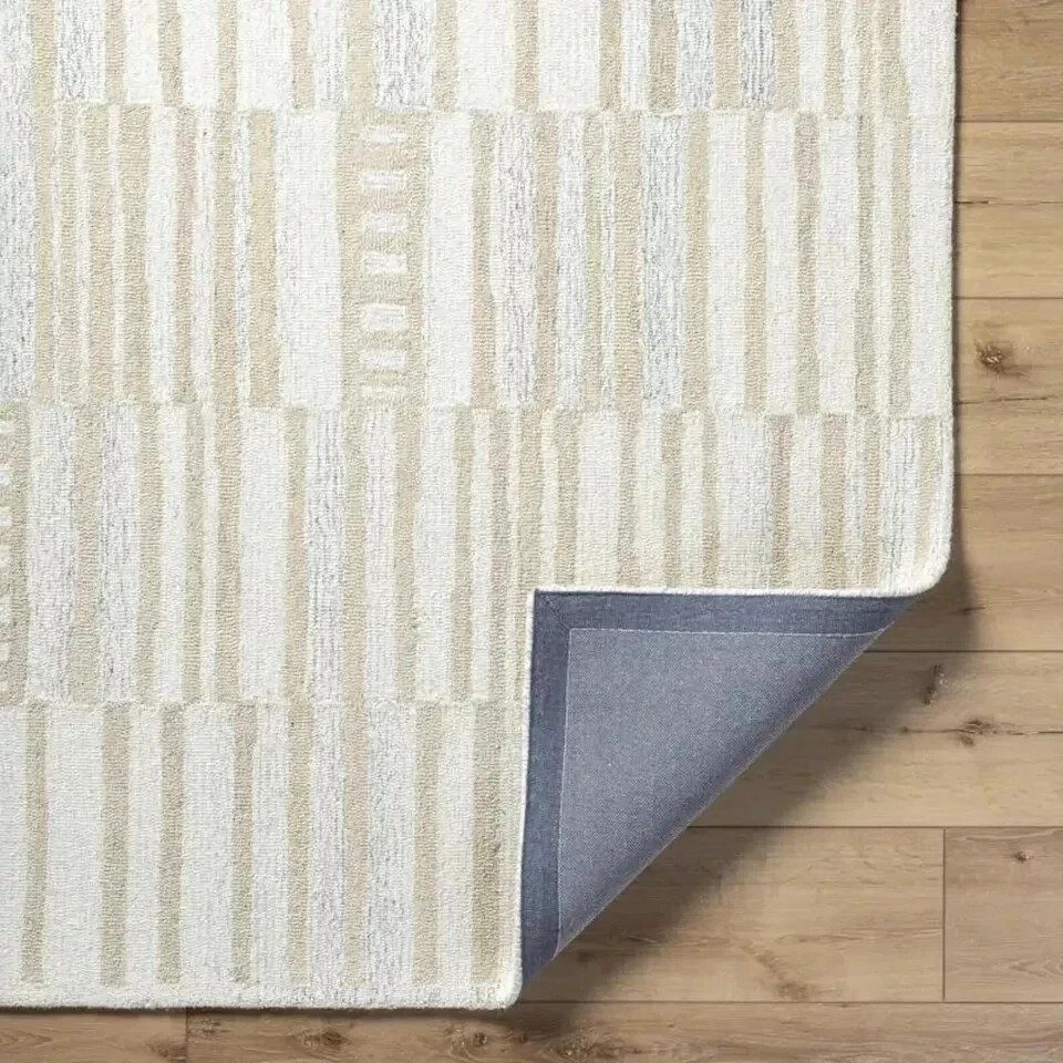 New Modern Irregular Handmade Woolen Designer Tufted Rug for Living Room Rug.
