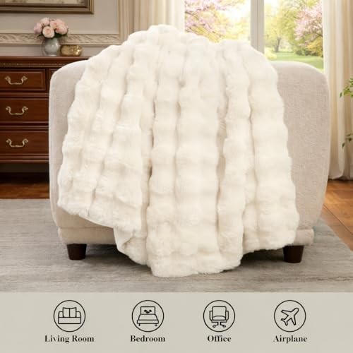 Amélie Home Faux Fur Throw Blanket for Couch, Ultra Soft 50″ x 60″ Cream White