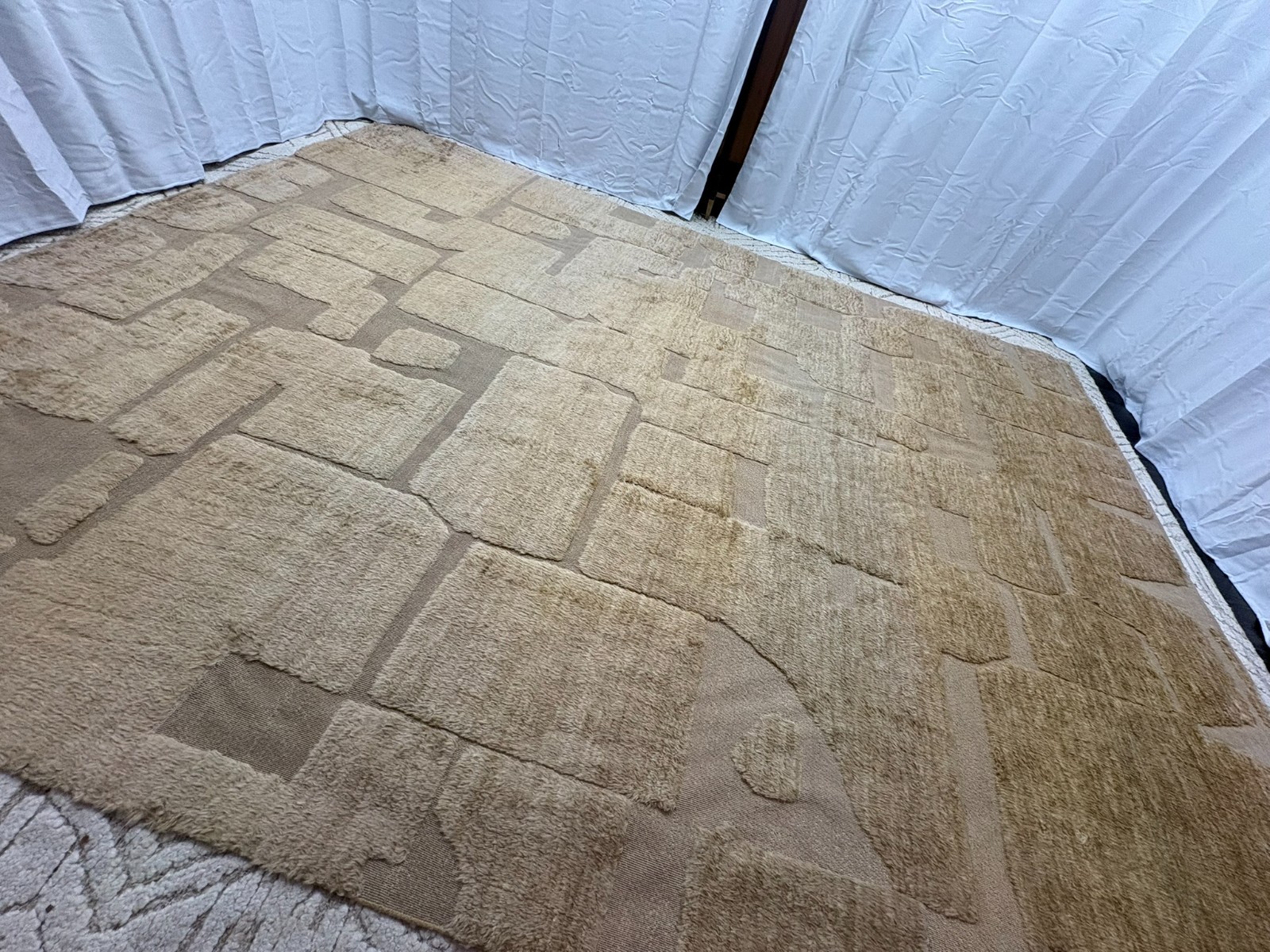 RH Ilyas Hand-Knotted Wool Rug — 10′ × 14′ Camel | 100% Wool | Sculpted Texture