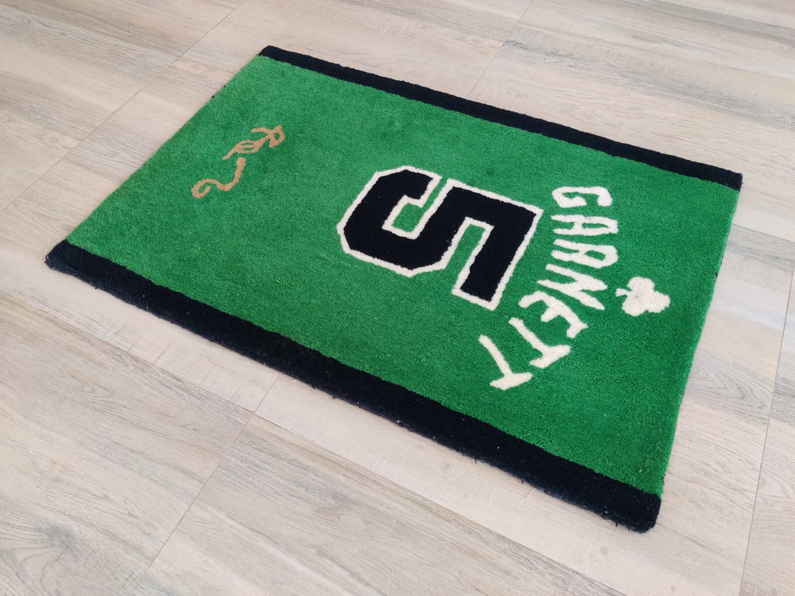 Hand Tufted Rug for Kids Teens 100% Wool Kevin Garnett Jersey Basketball 2×3 ft