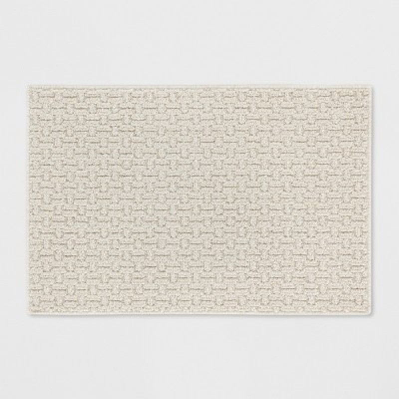1’8″x2’6″ Washable Solid Machine Tufted Accent Rug Tan