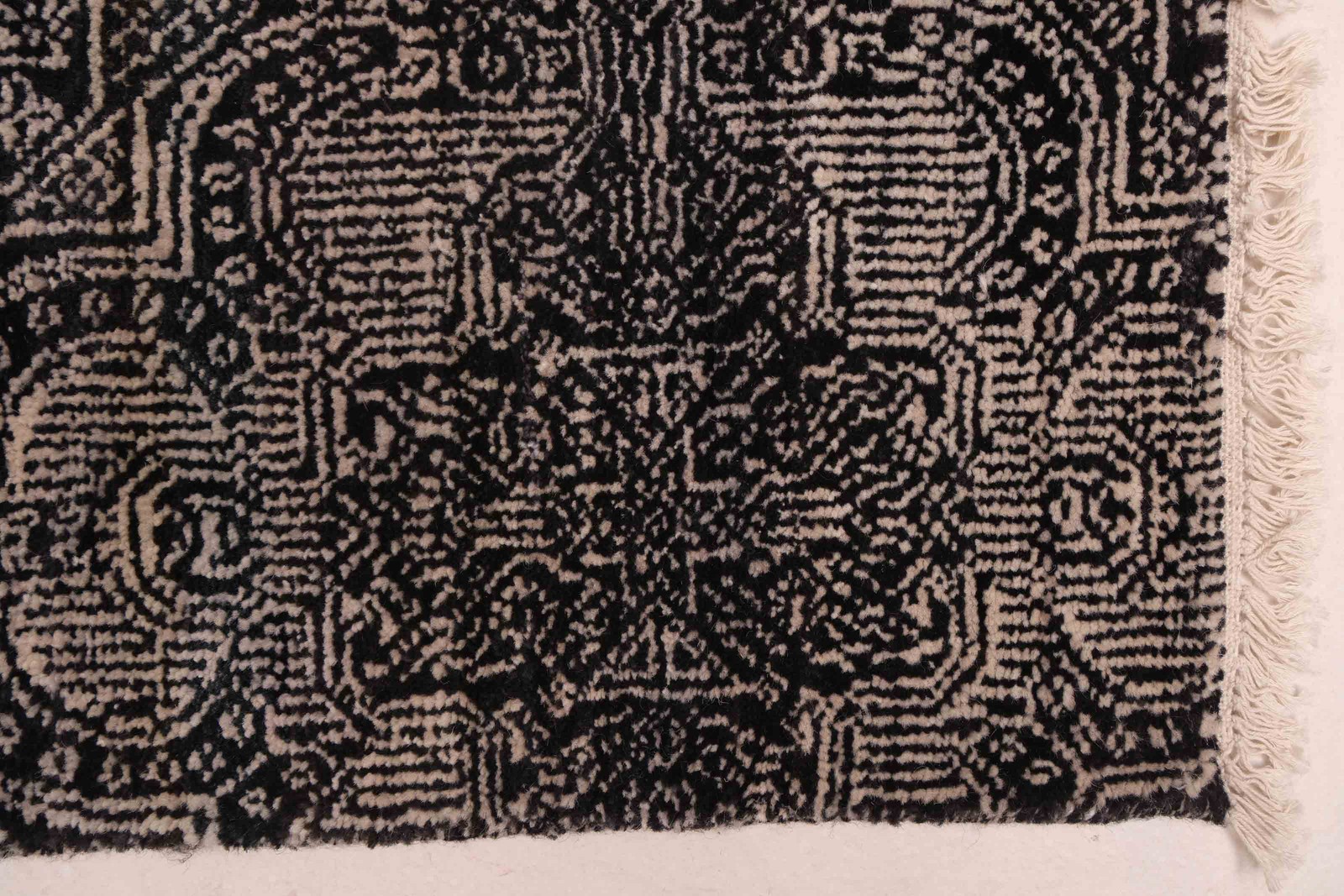 Vintage Hand-knotted Runner Rug 2’7″ x 22’0″ Traditional Oriental Wool Carpet