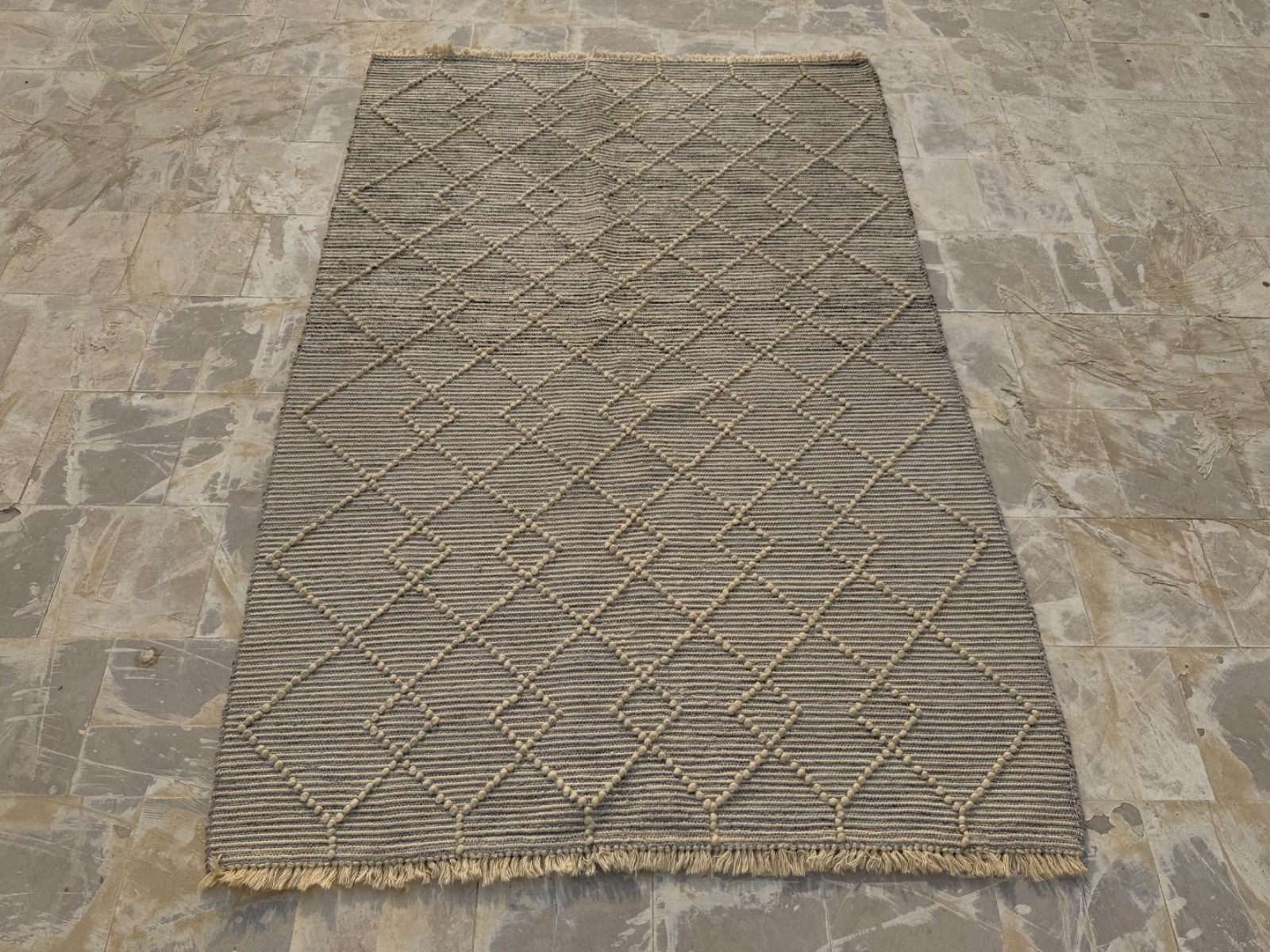 Vintage Beautiful Modern Design Wool Rug Kilim Carpet Floor Area Living Room