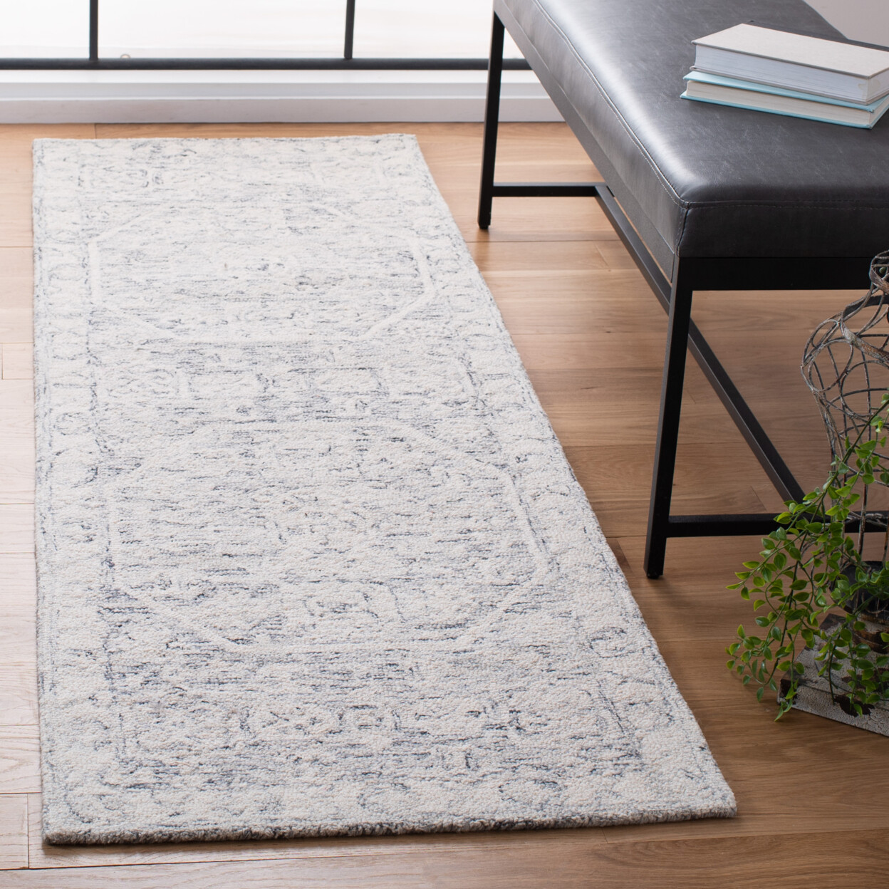 SAFAVIEH Micro-Loop MLP524H Handmade Charcoal /Ivory Rug