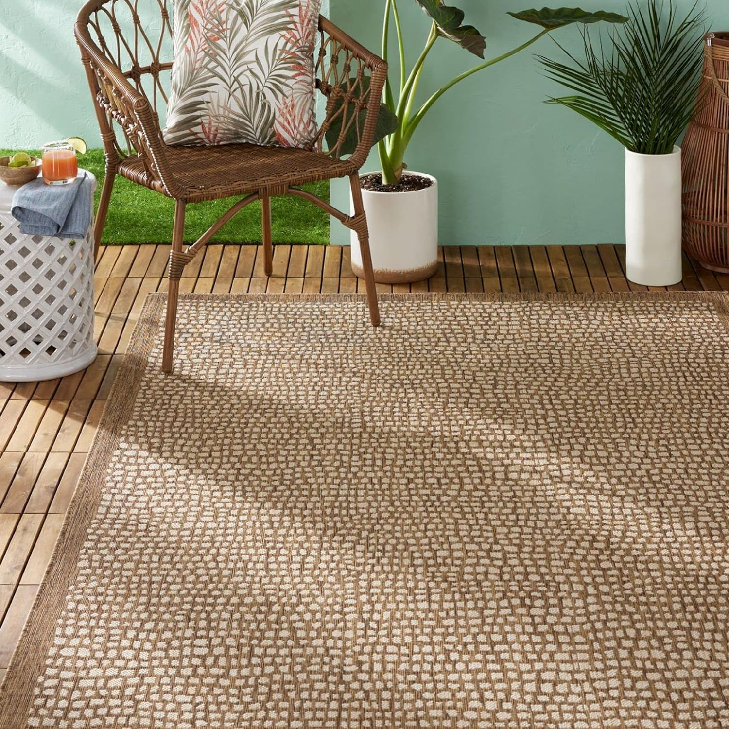 Tommy Bahama Marlin Transitional Indoor/Outdoor Area Rug, Brown, 5’3″X7’3″