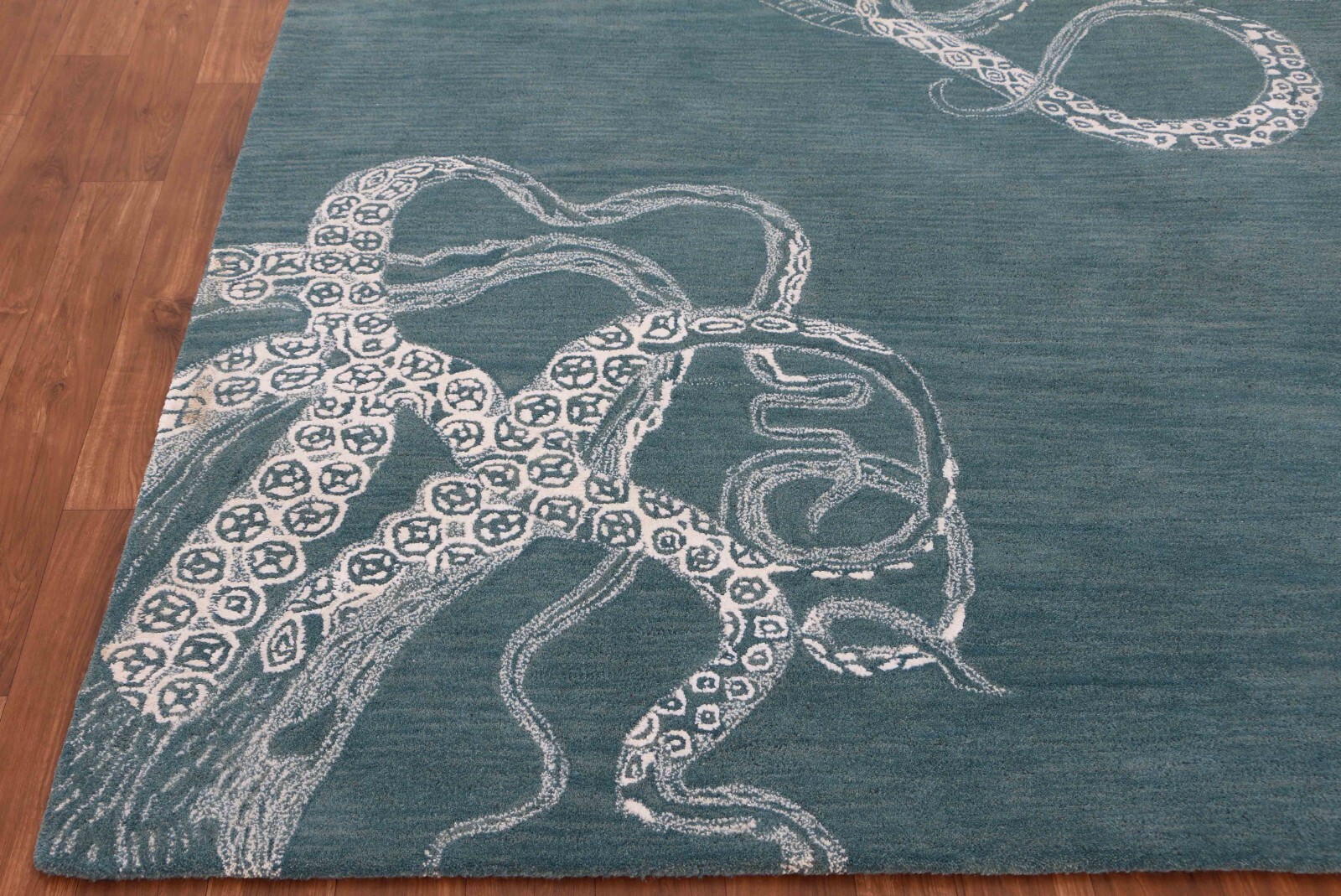 Woman weaver New Handmade octopus Tufted Woolen Carpet Without Tariff & Duty