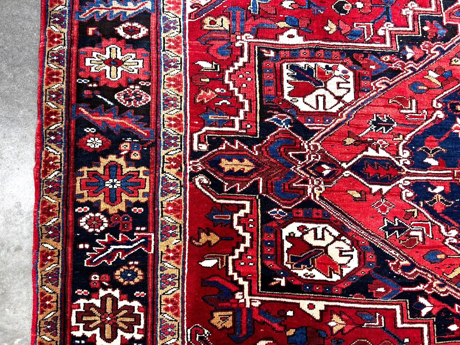 8’2″ x 11’1” Hand-Knotted 100% Wool Pile Herize Area Rug – Area Carpet