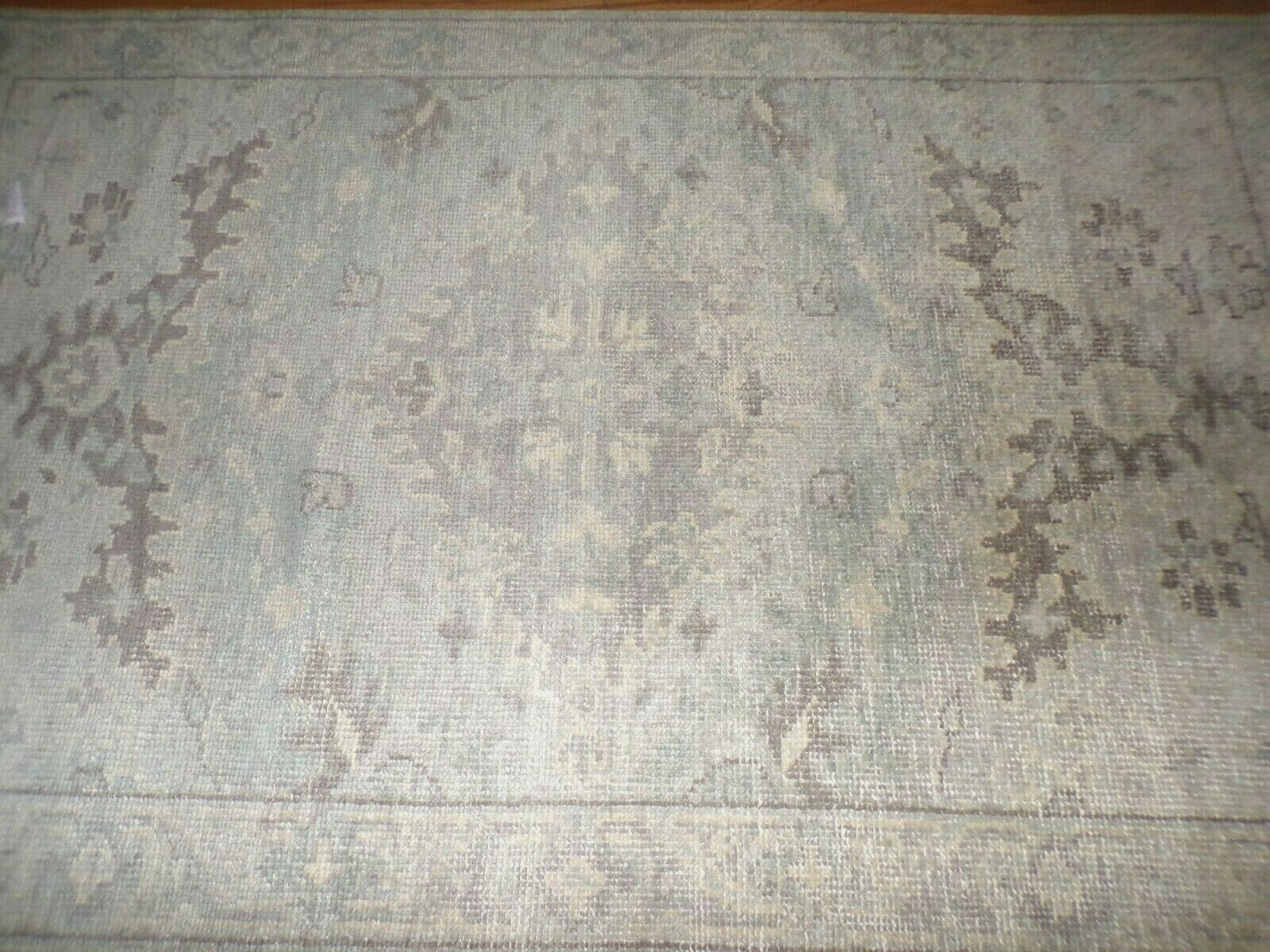 POTTERY BARN MAEKO HAND KNOTTED RUG, 5 X 8′, MULTI COLOR
