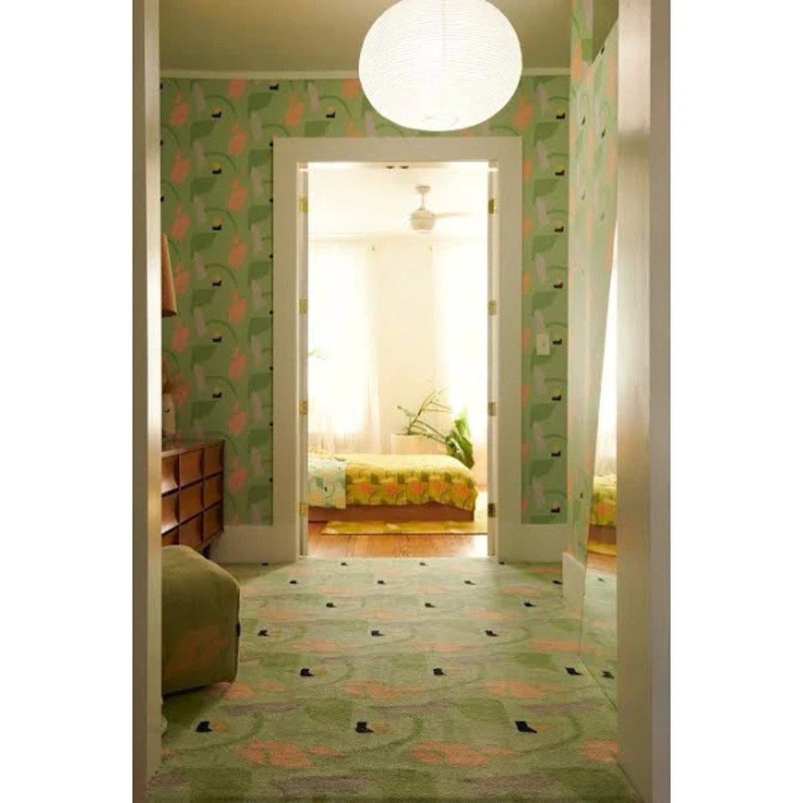 Modern Abstract Design Handmade Hand Tufted Woollen Area Rug, Custom Size Rugs