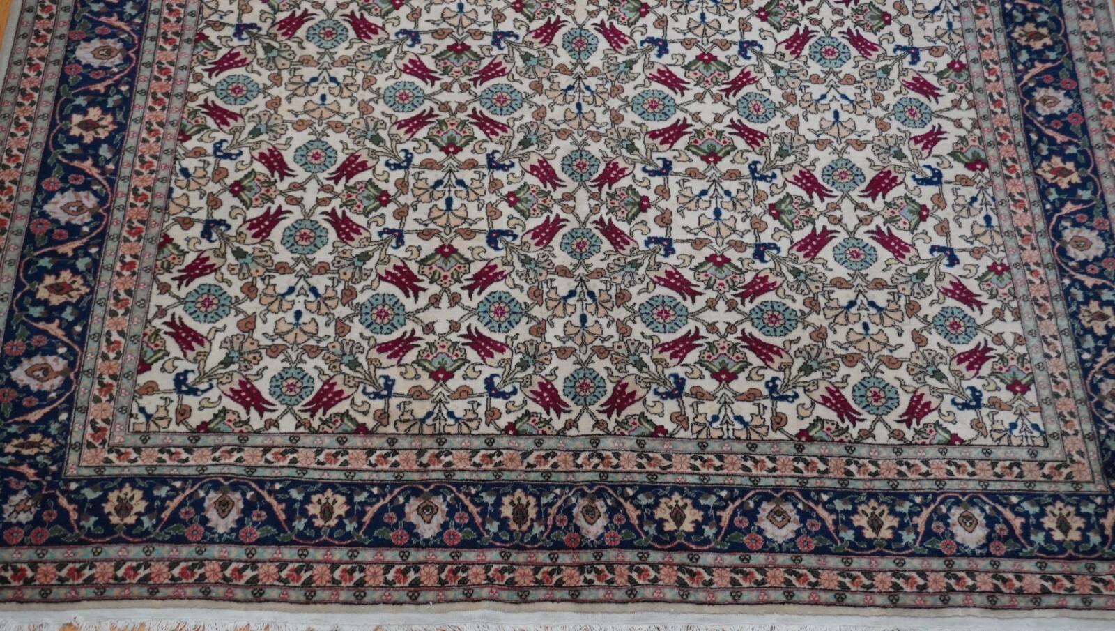 Exceptional Turkish Hereke Signed Hand Knotted 6’4″ x 9’8″ Wool Vintage Rug