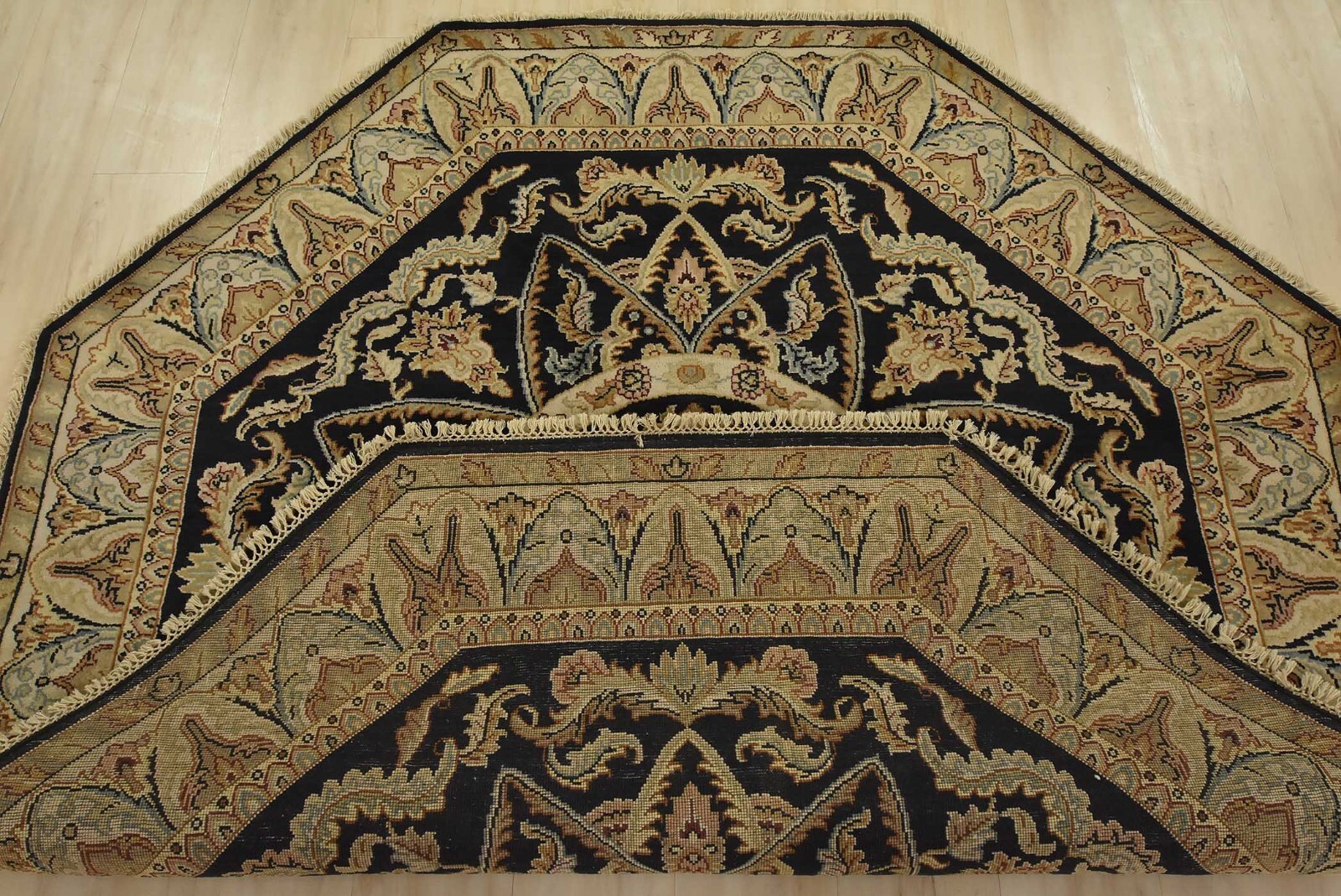 Agra Rug 6’1” x 6’4” Octagon Black Wool Traditional Hand-Knotted Oriental Carpet