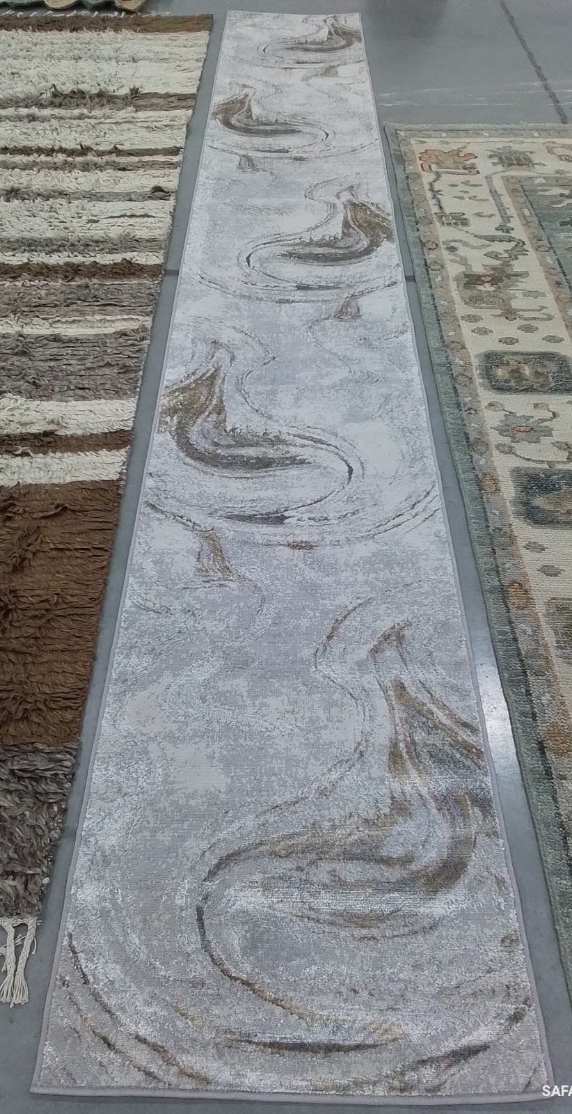 GREY / GOLD 2′-2″ x 15′-0″ Back Stain Rug, Reduced Price 1172785565 ORC617H-215