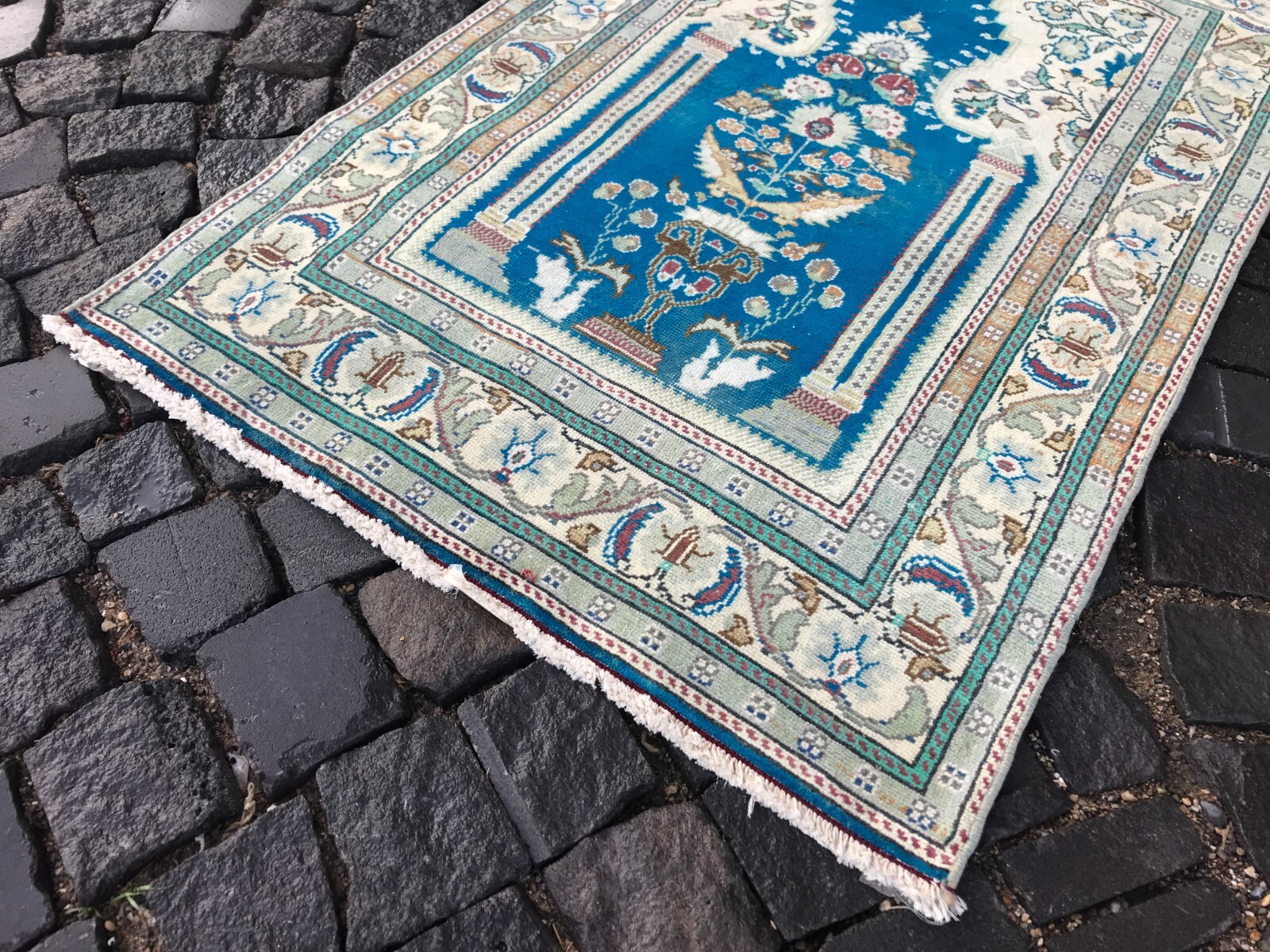 Turkish Antique rug Bohemian Area rug Oushak rug Vintage Rug Handmade Wool rug