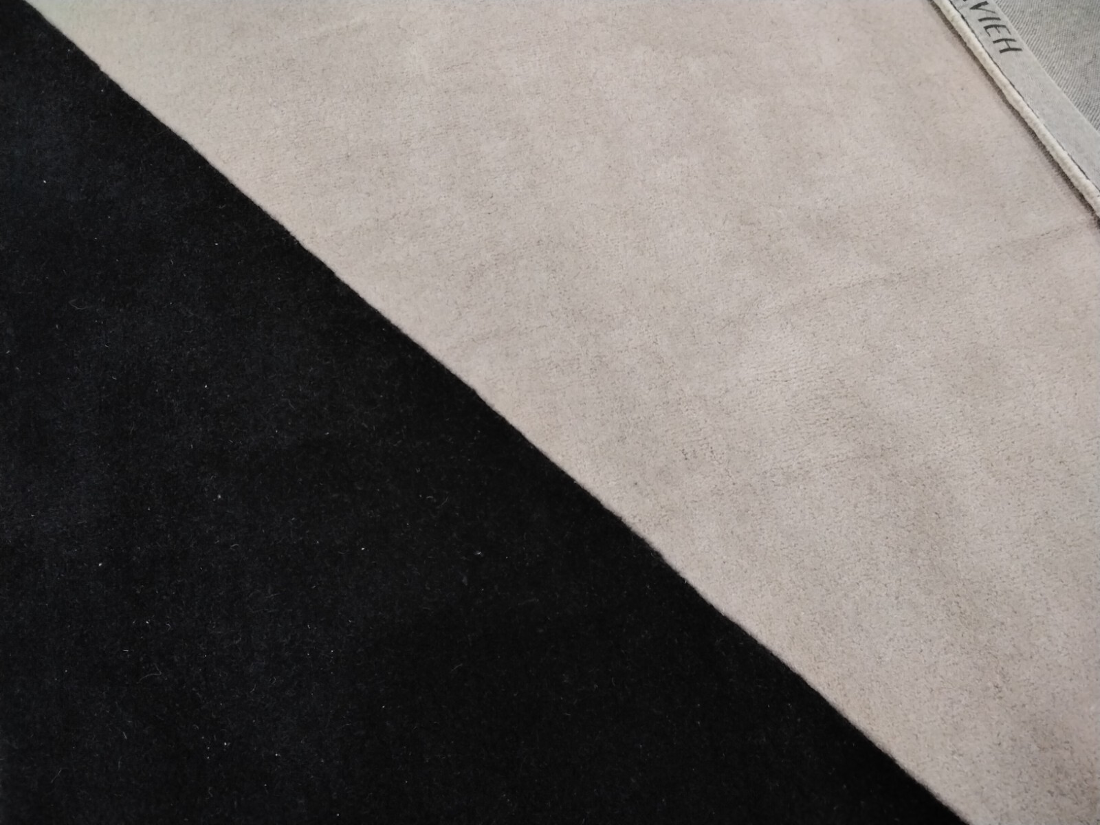 IVORY / BLACK 8′ X 10′ Hole in Rug, Reduced Price 1172749386 FTV110A-8