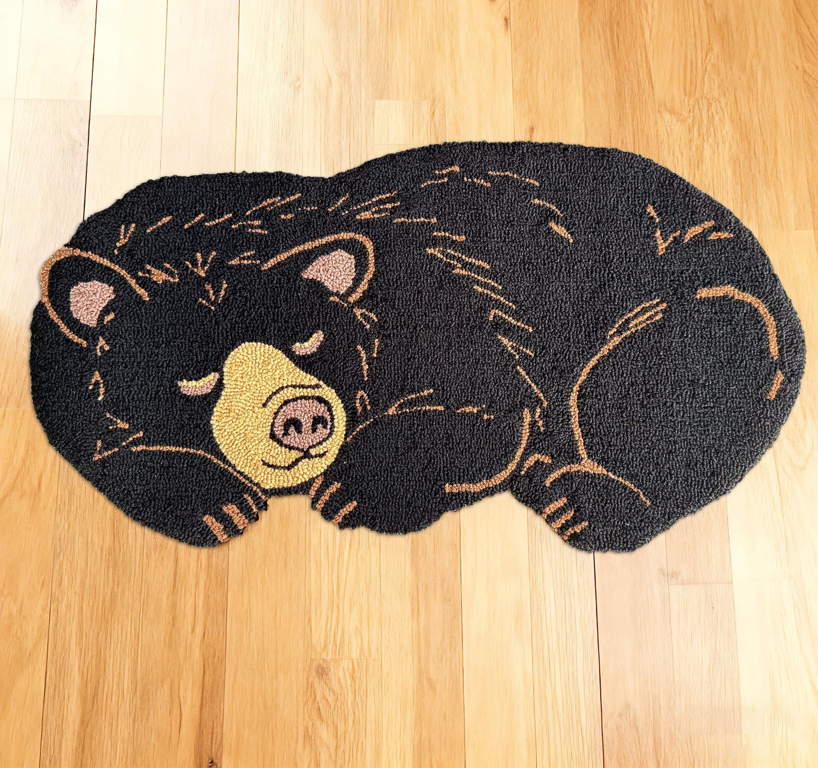 Shaped Black Bear Hand-Hooked Accent Rug Floor Area Rug 32 X 17 Inches for Ho…