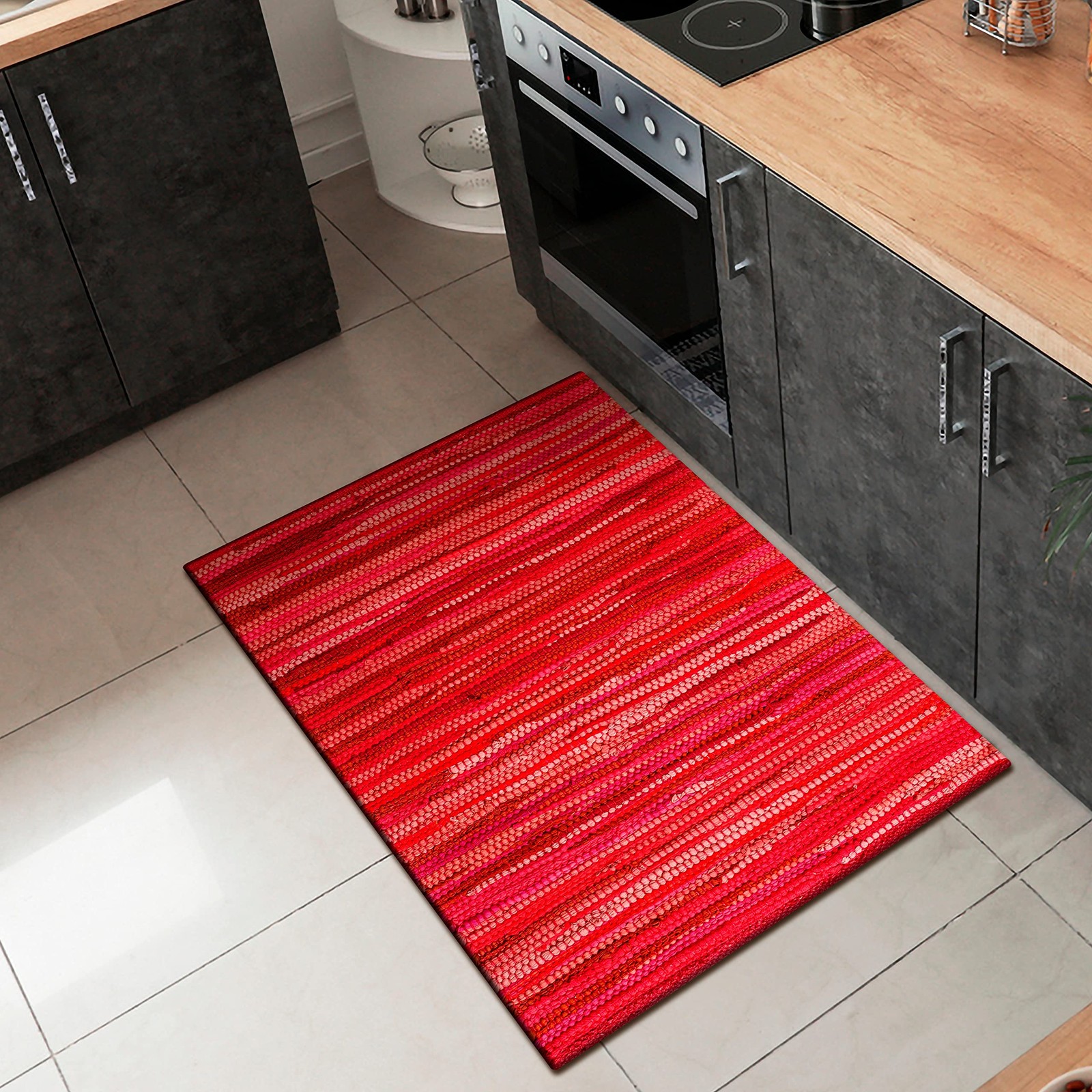 Hand Woven 100% Cotton Chindi Rag Rug 20″x32″ – Red Multi, Recycled Reversibl…