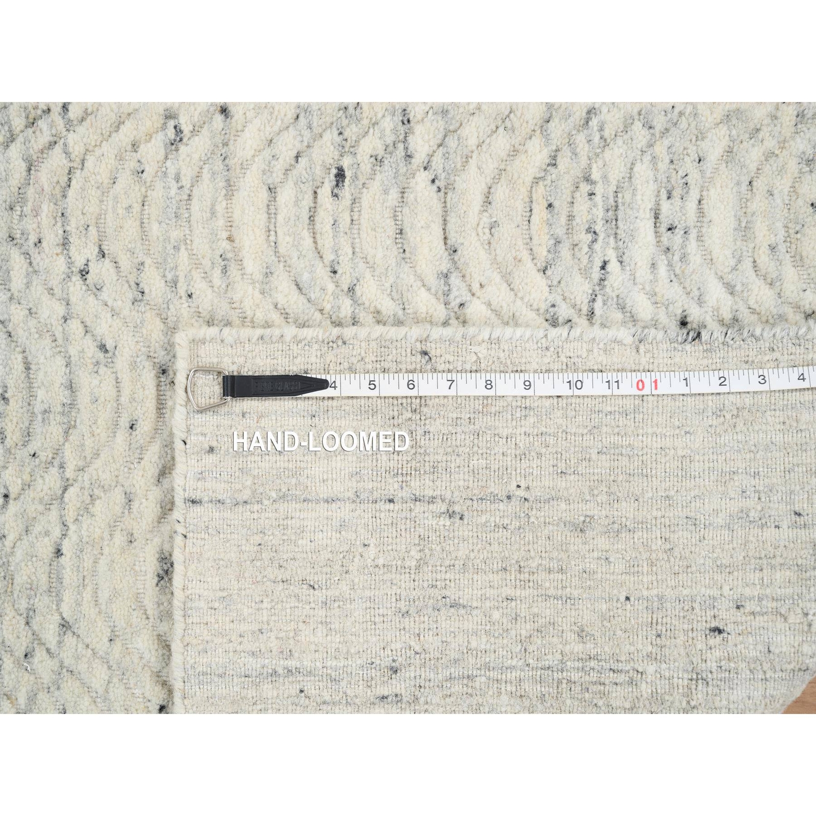 2’6″x6′ Beige Variegated Modern Design Wool Hand Loomed Runner Rug R64839
