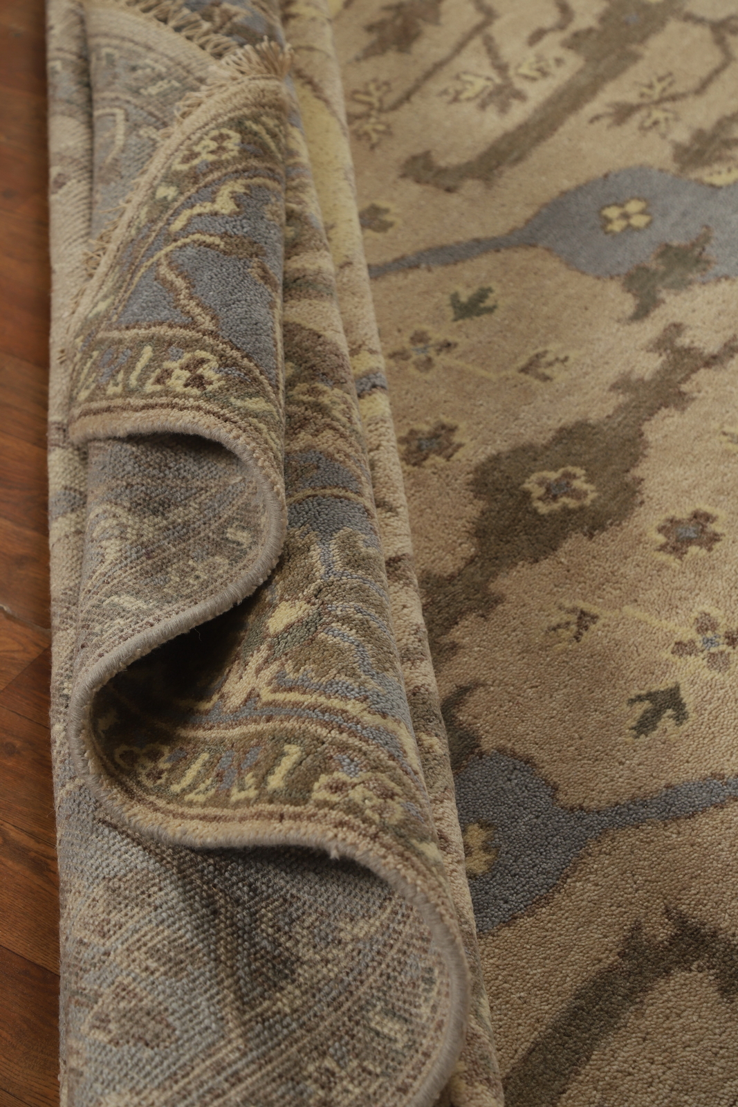 Luxurious Handcrafted Indian Living Room Rug Thick Plush 8×10 ft